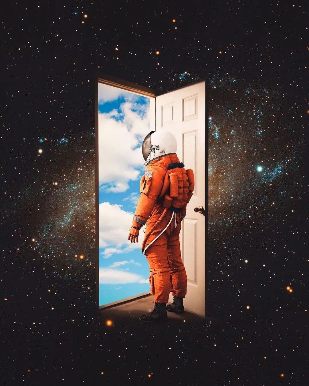 Astronaut Creative Artwork Wallpapers