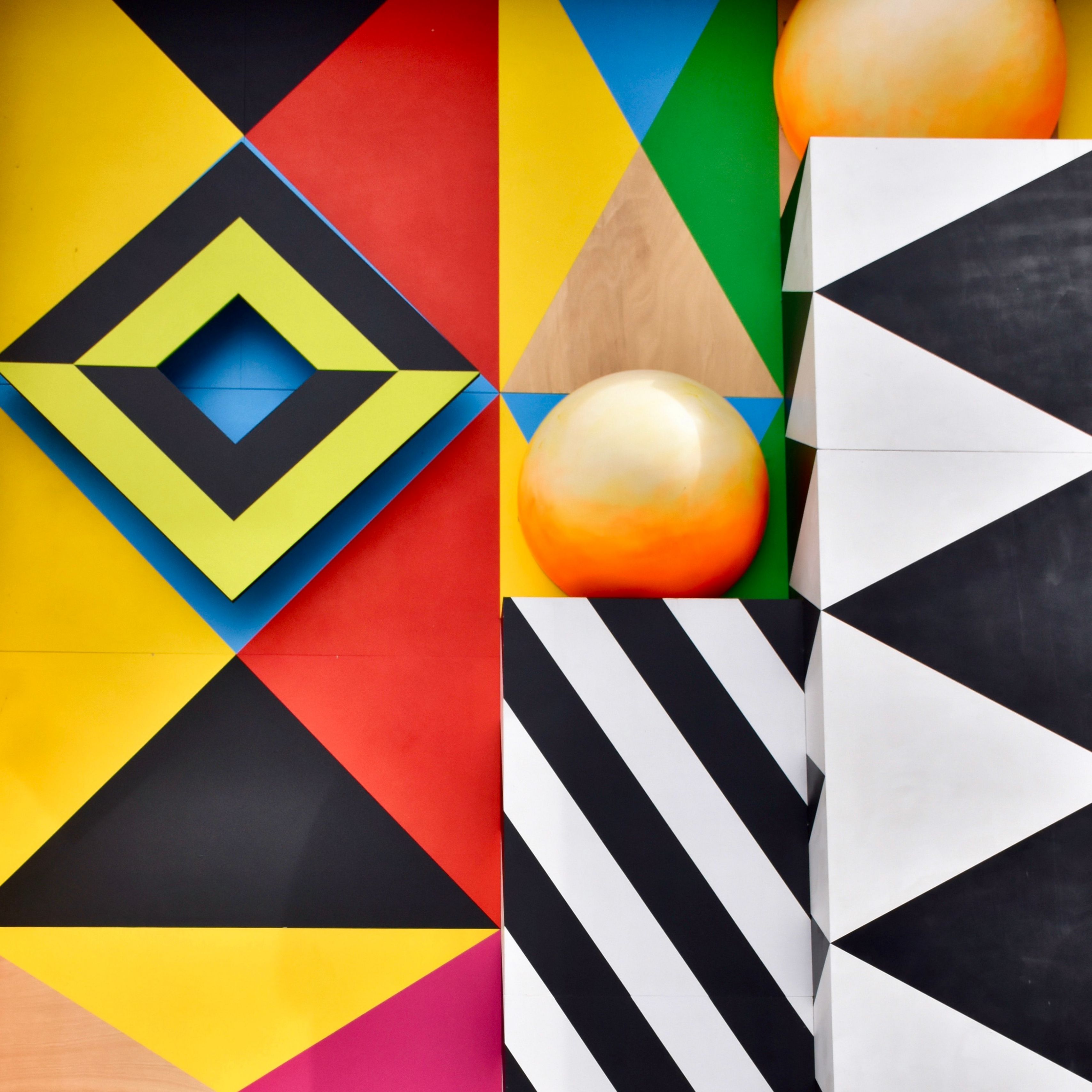 Colorful Symmetric Art Wallpapers