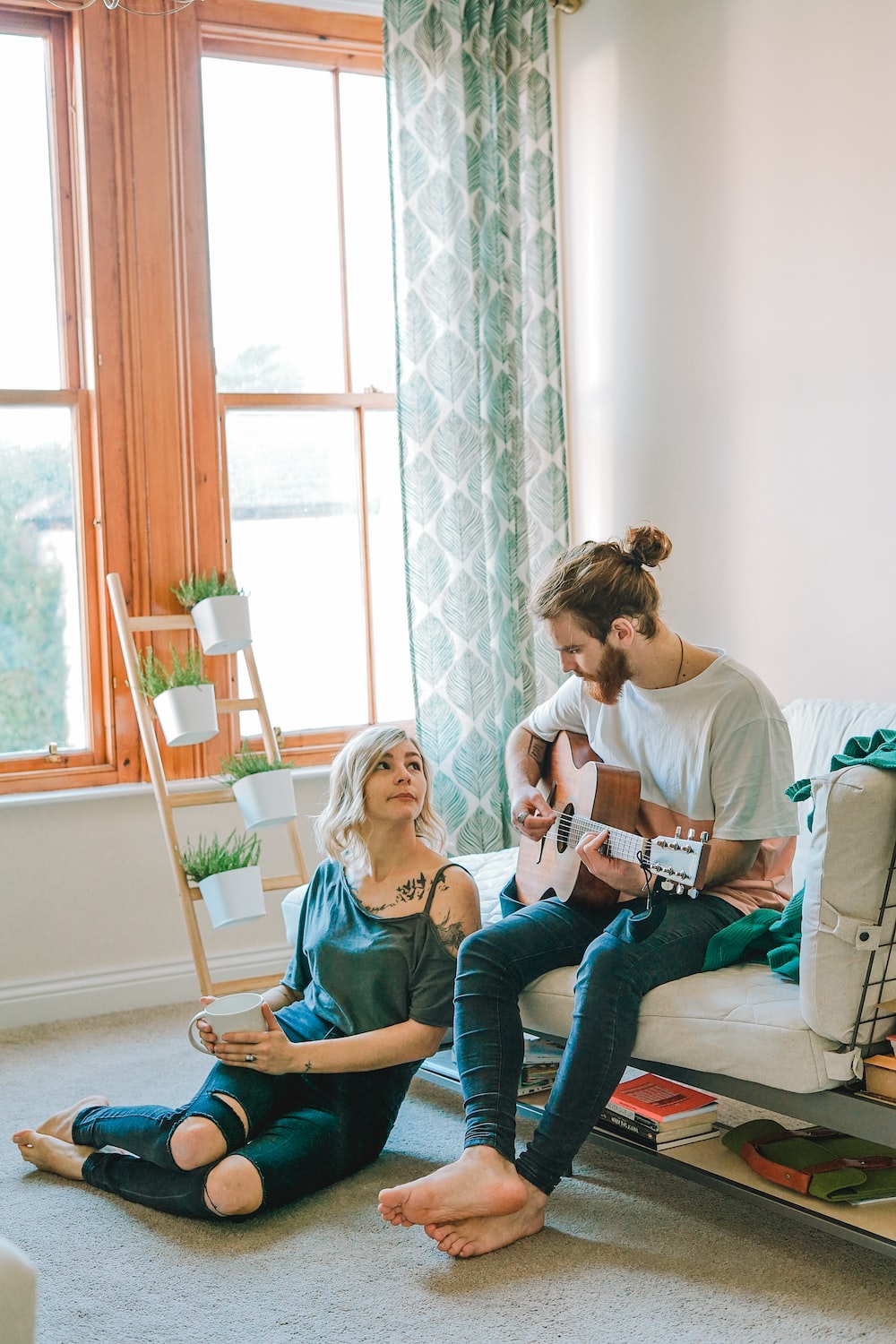 Cute Boy And Girl Are Sitting On Floor Wallpapers