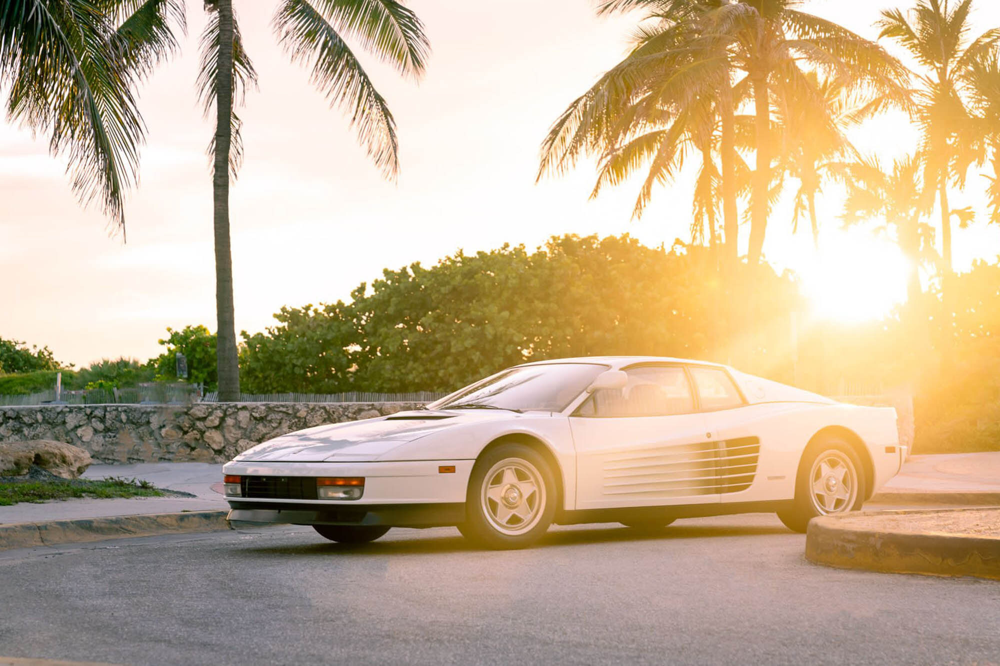 Ferrari Testarossa Sunrise Wallpapers