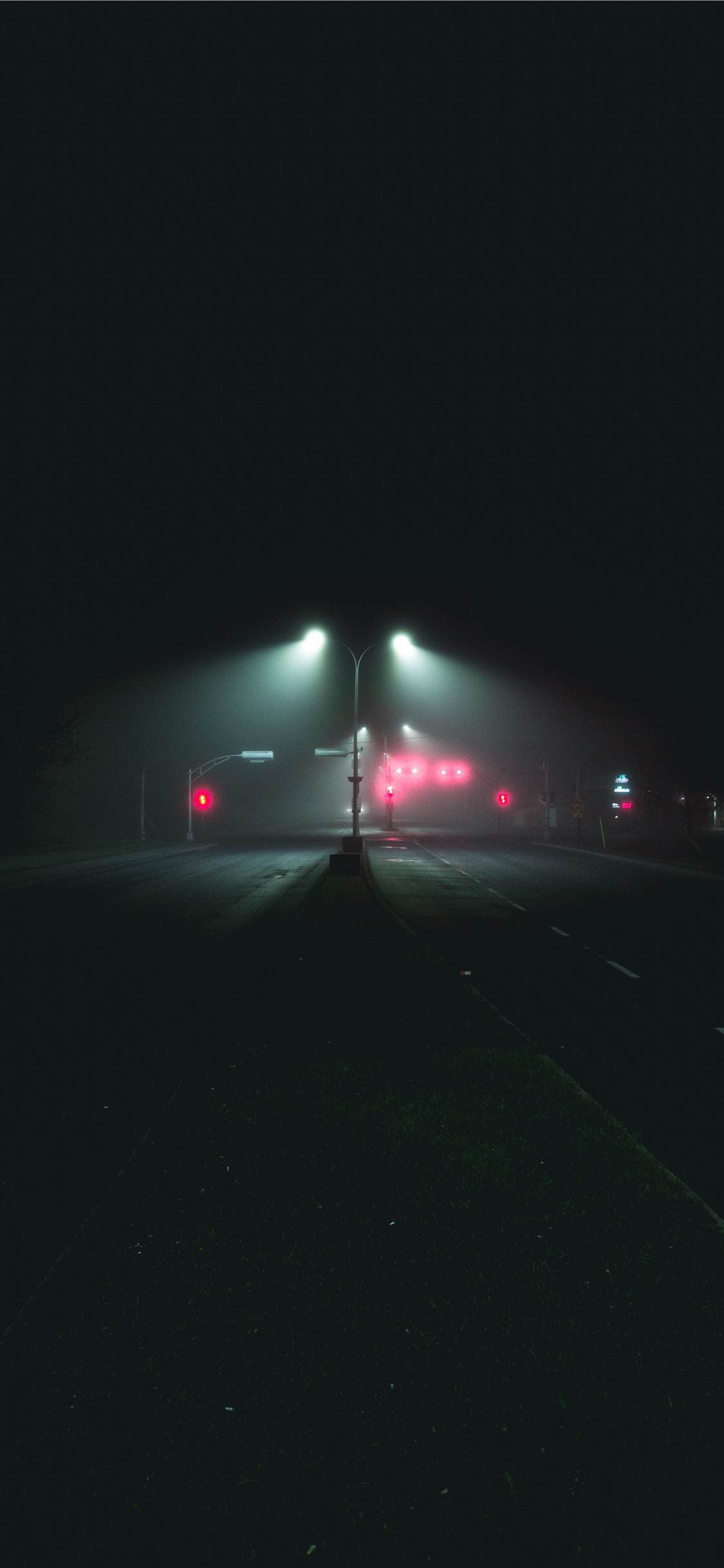 Street Lights In Fog Wallpapers