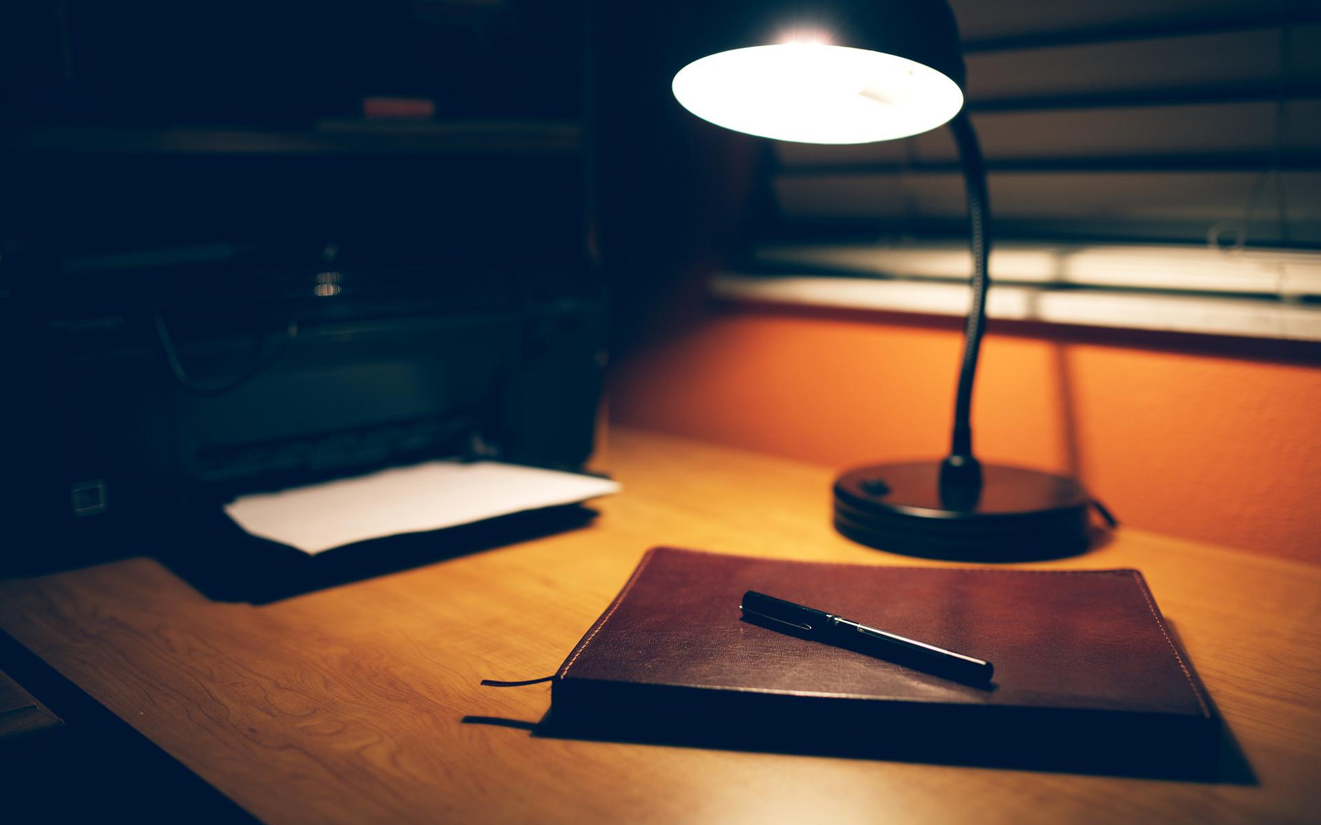 Desk Lamp Minimal Wallpapers