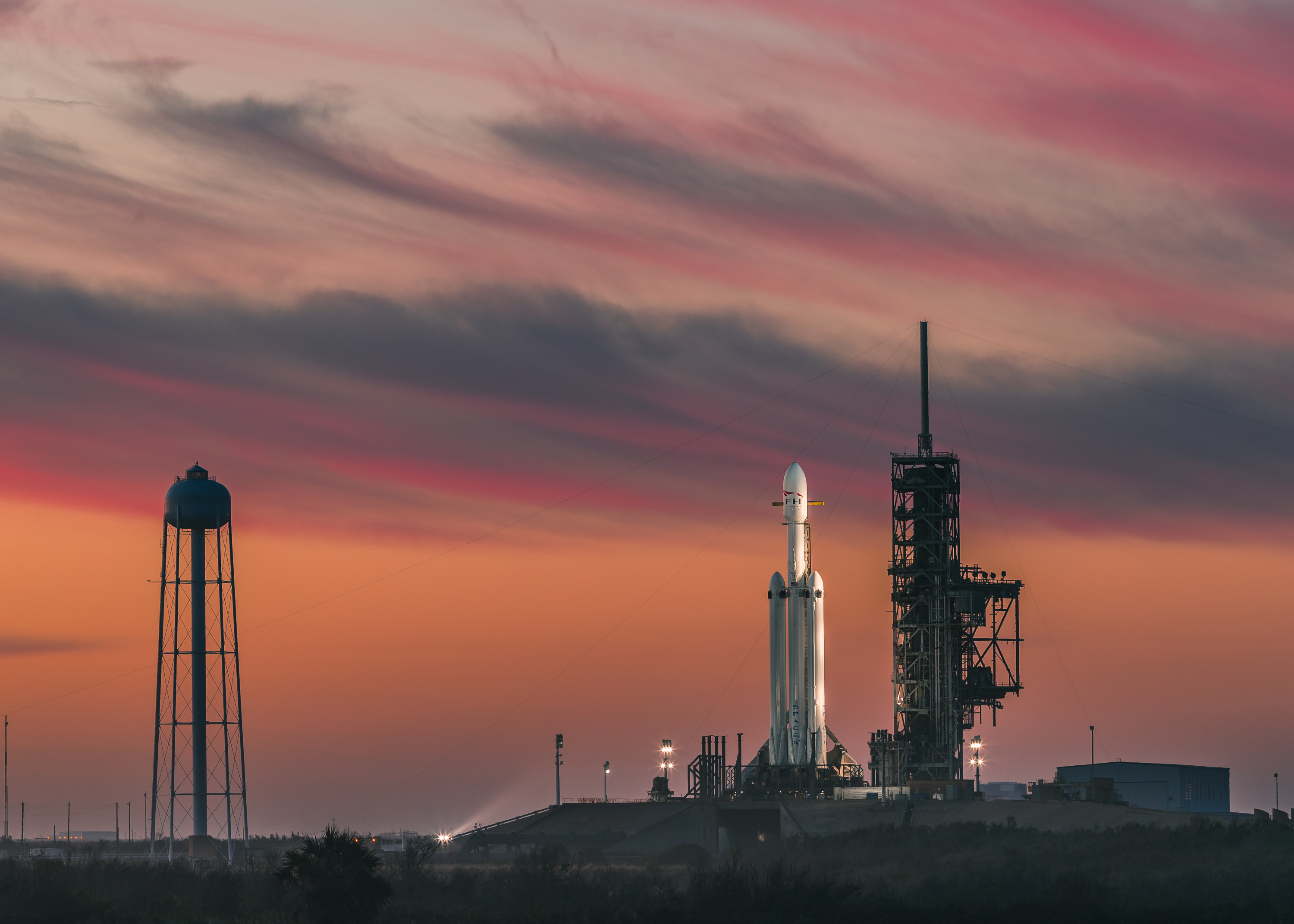 Falcon Heavy Wallpapers