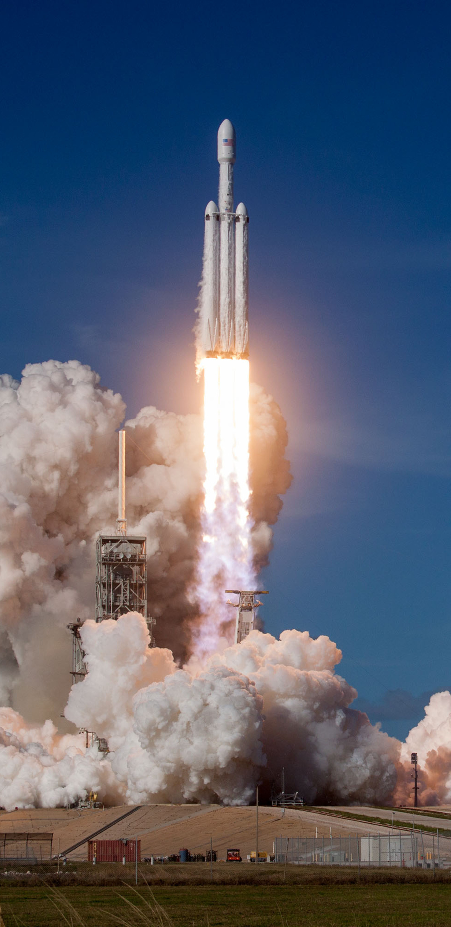 Falcon Heavy Wallpapers