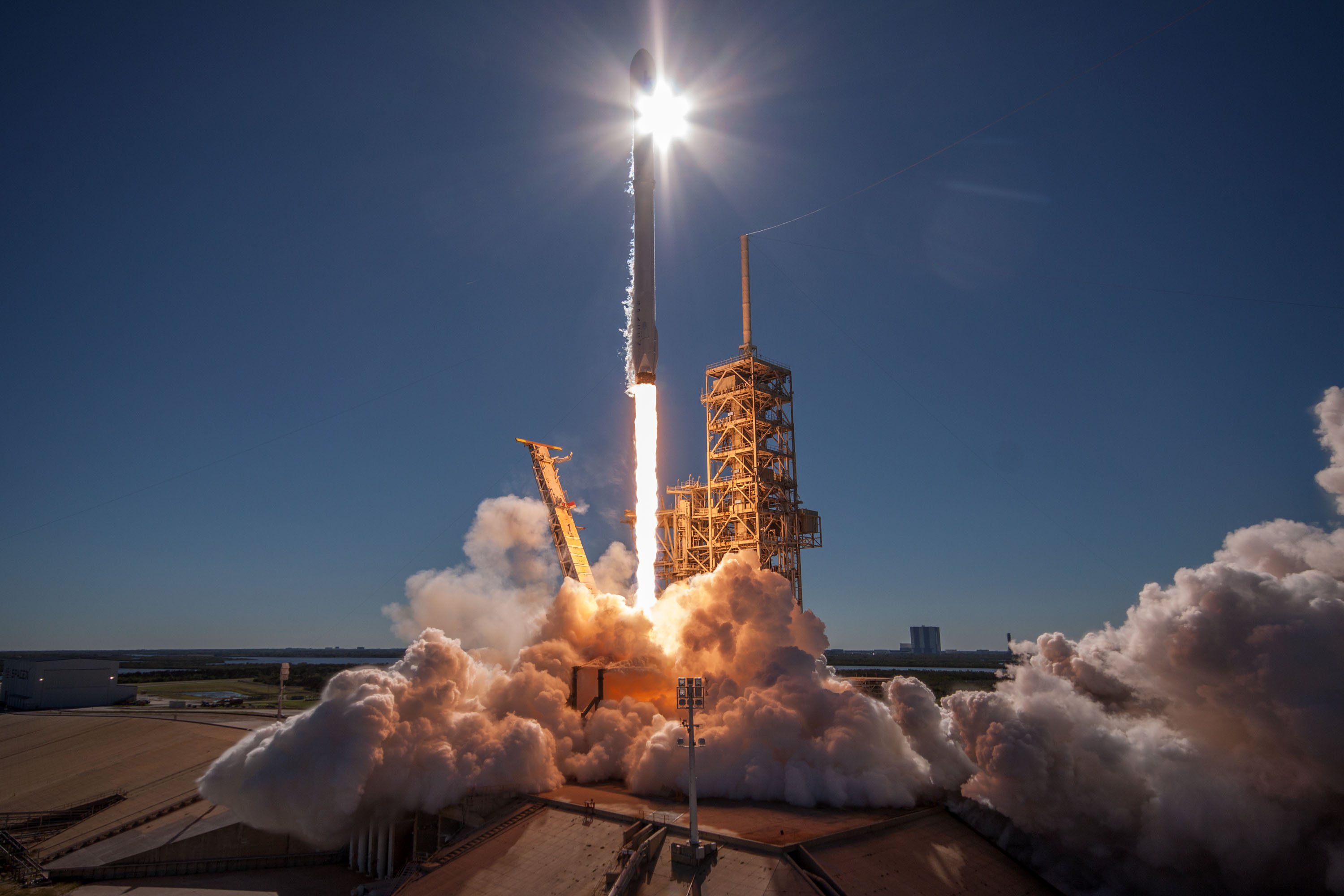 Falcon Heavy Wallpapers