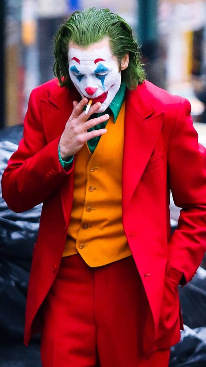 Joker Smoking Wallpapers