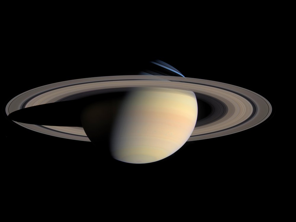 Saturn 10K Art Wallpapers