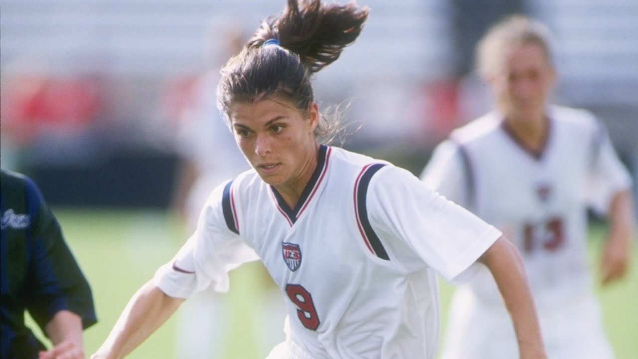 Mia Hamm Wallpapers