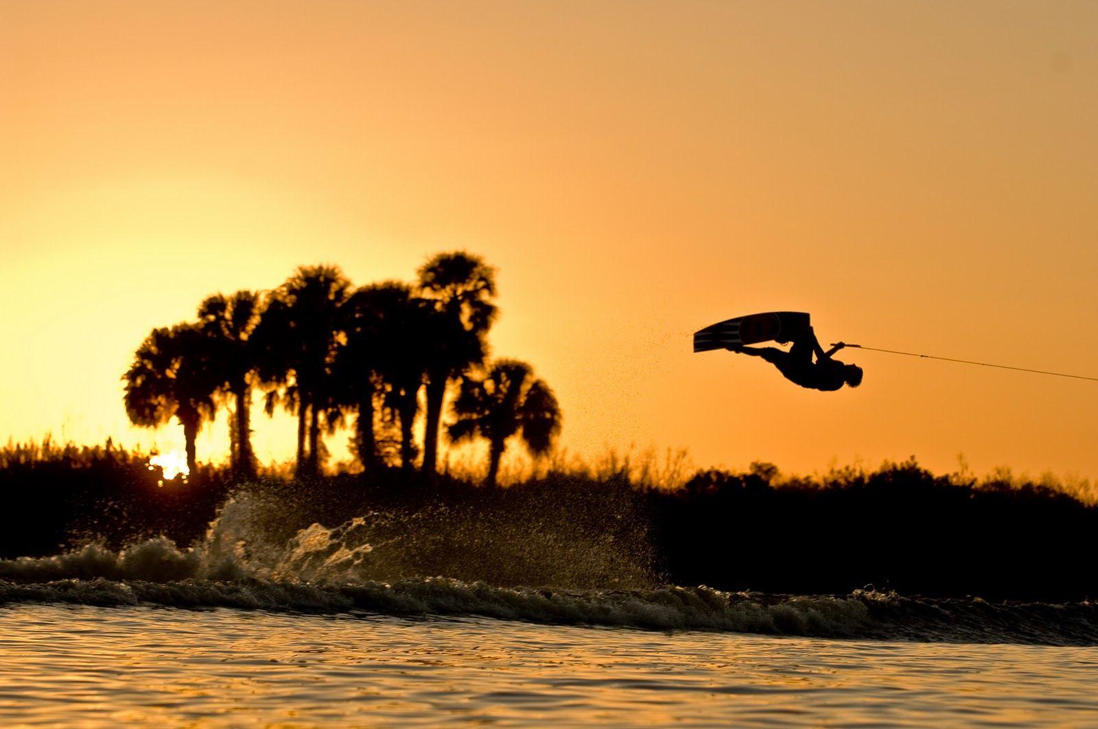 Wake Boarding Wallpapers