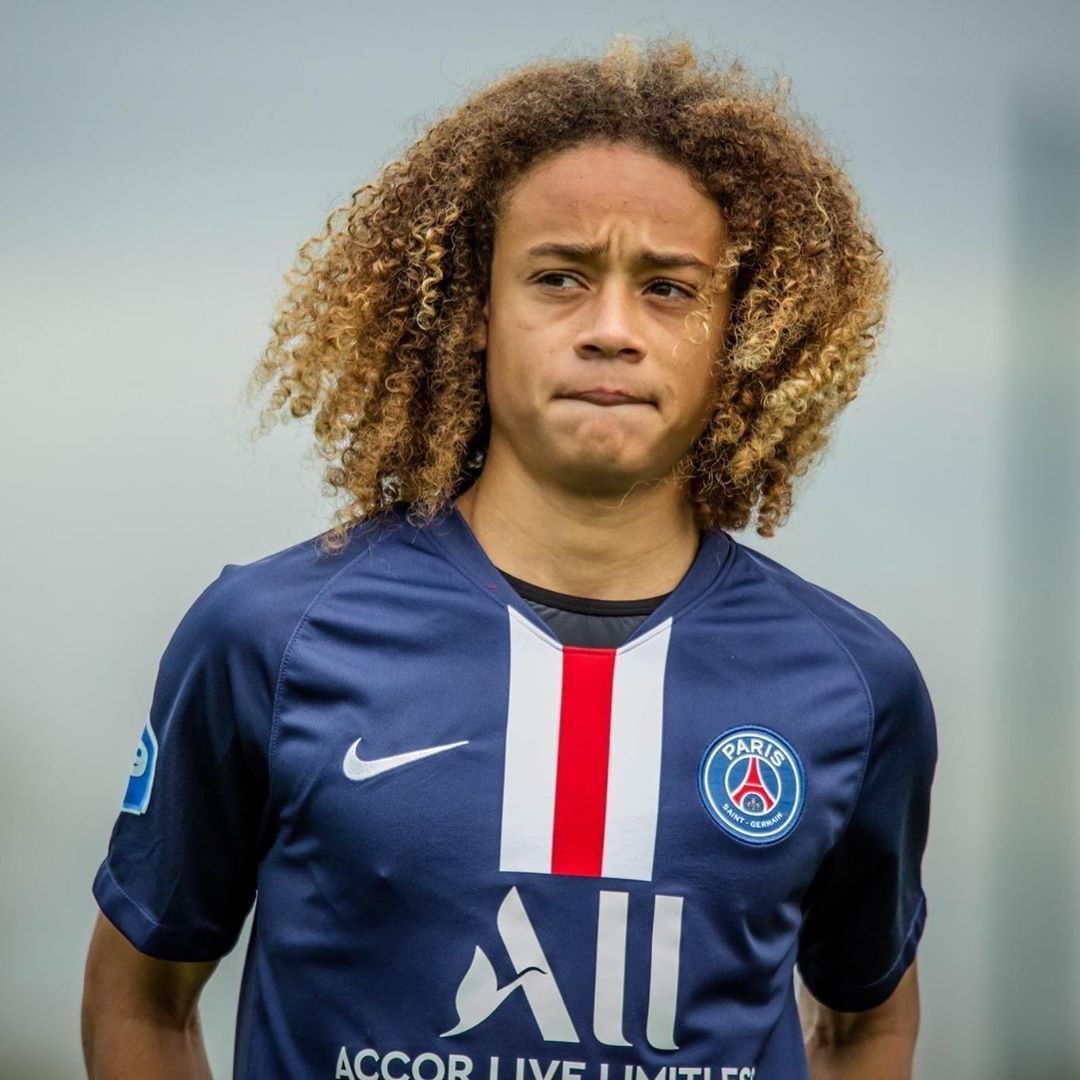 Xavi Simons Psg Wallpapers