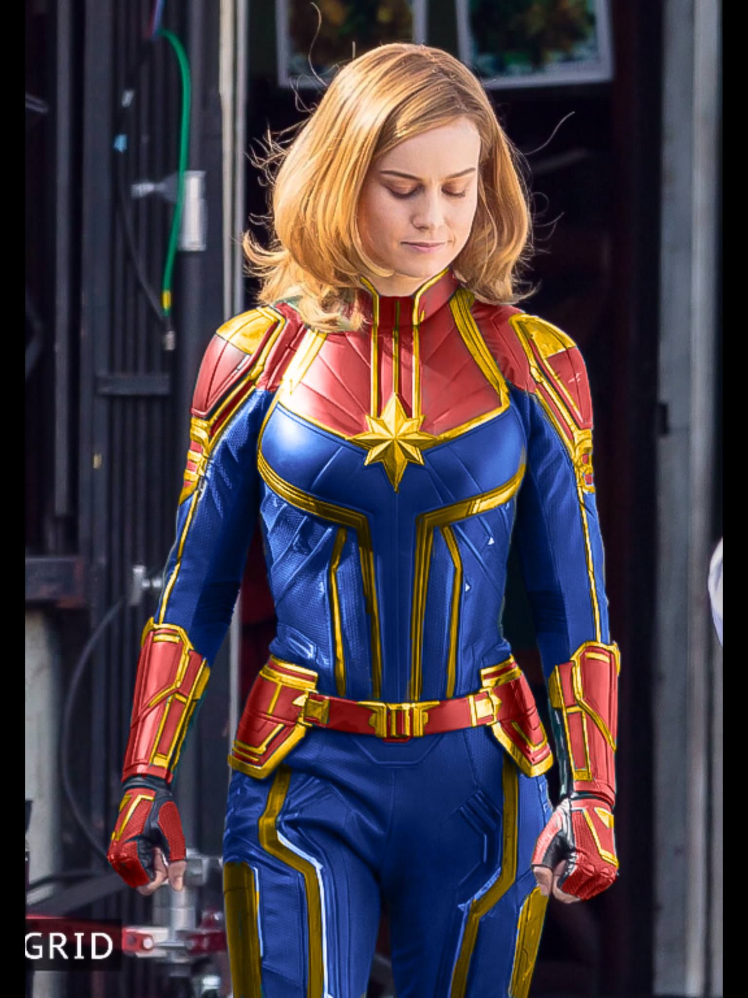 Captain Marvel Desktop Wallpapers