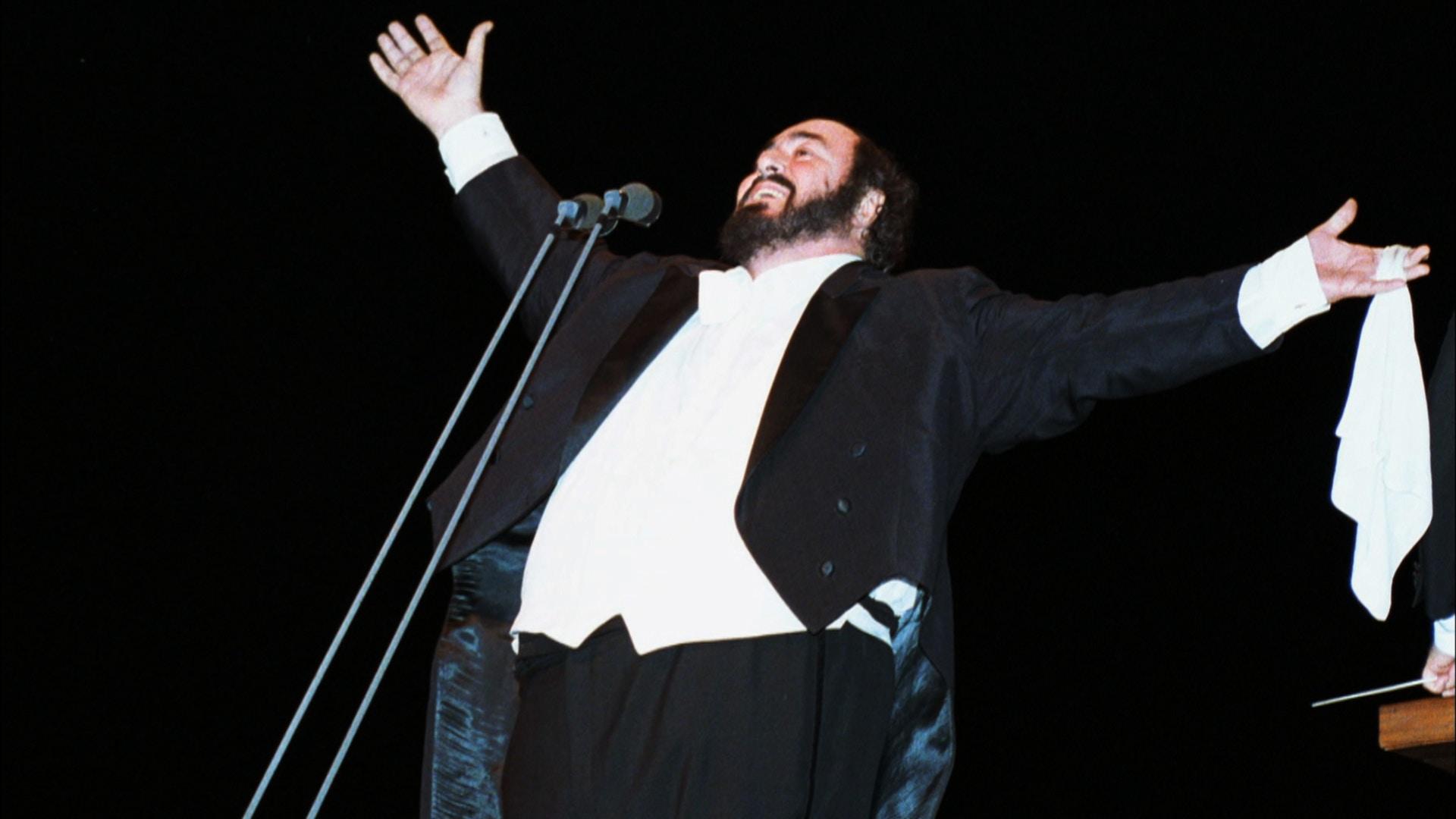 Luciano Pavarotti Wallpapers