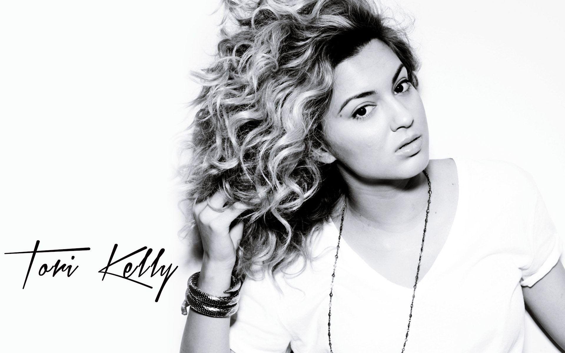 Tori Kelly 2020 Wallpapers