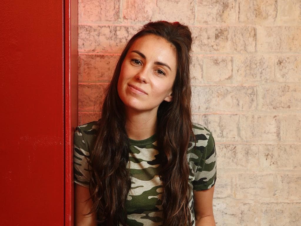 Amy Shark Wallpapers