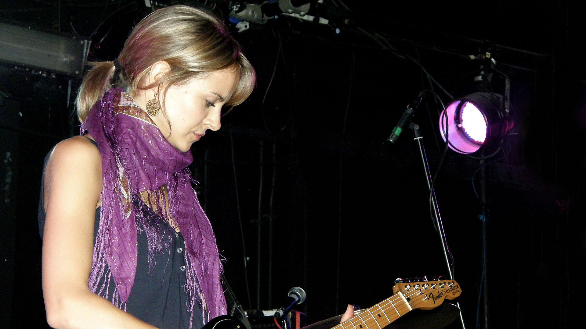 Gemma Hayes Wallpapers