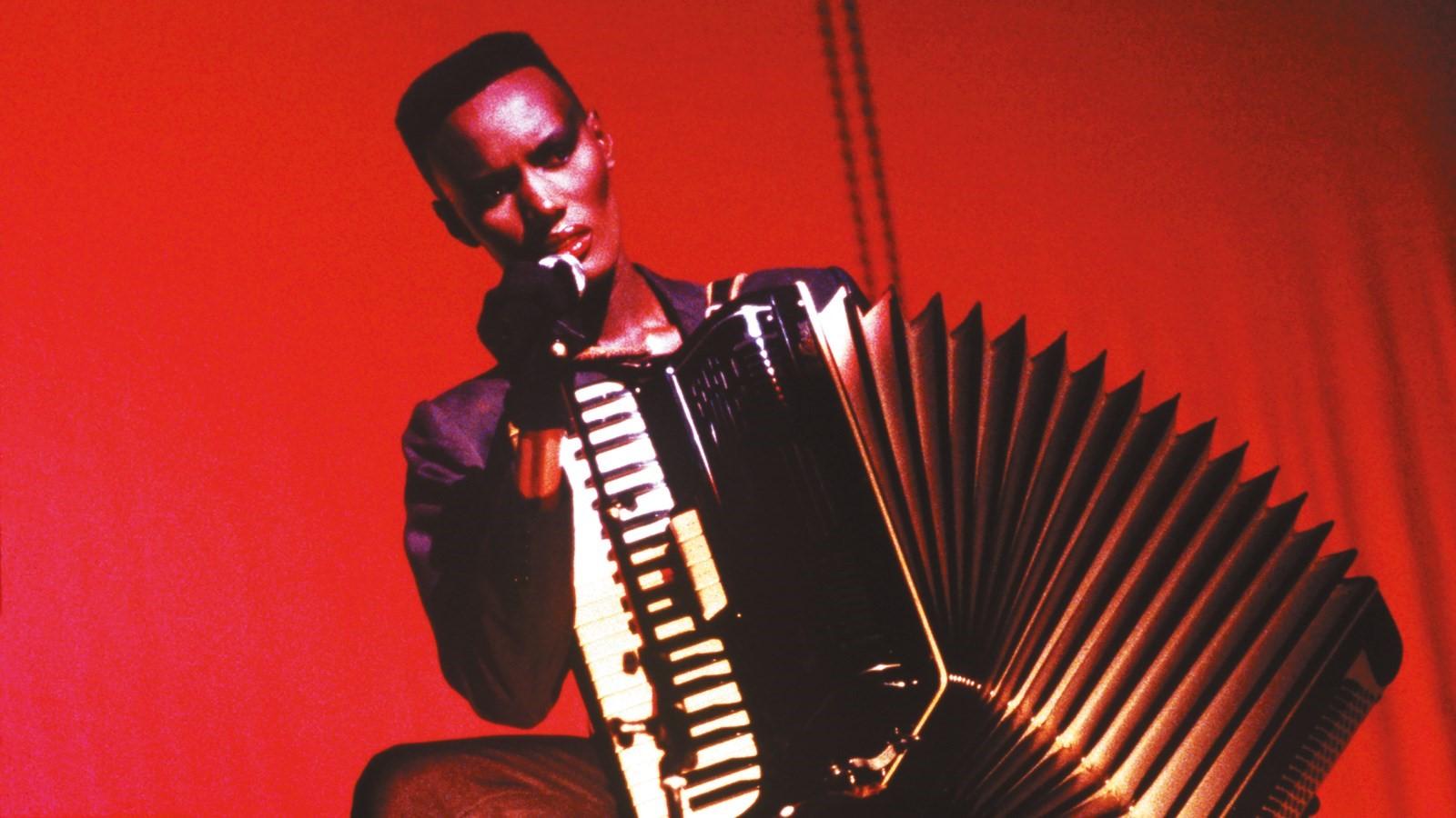 Grace Jones Wallpapers