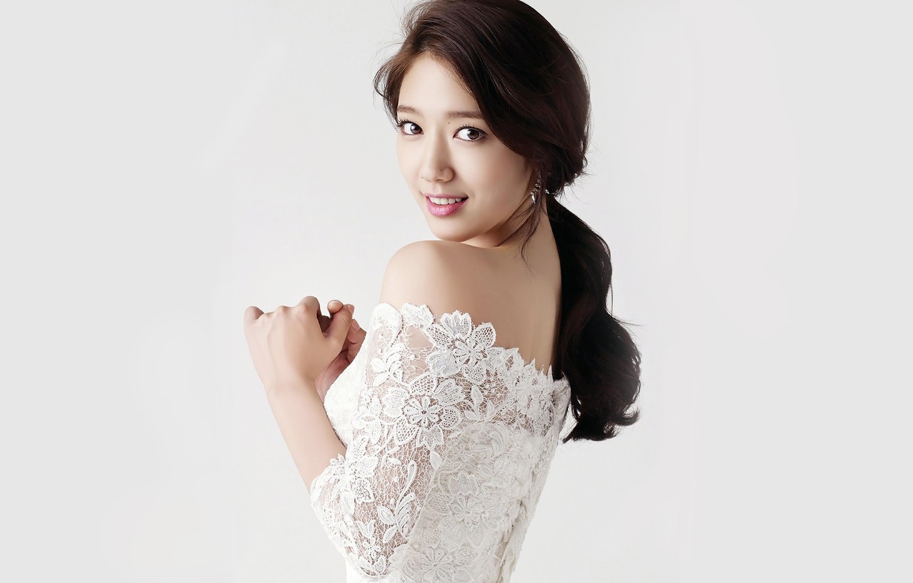 Park Shin Hye Wallpapers