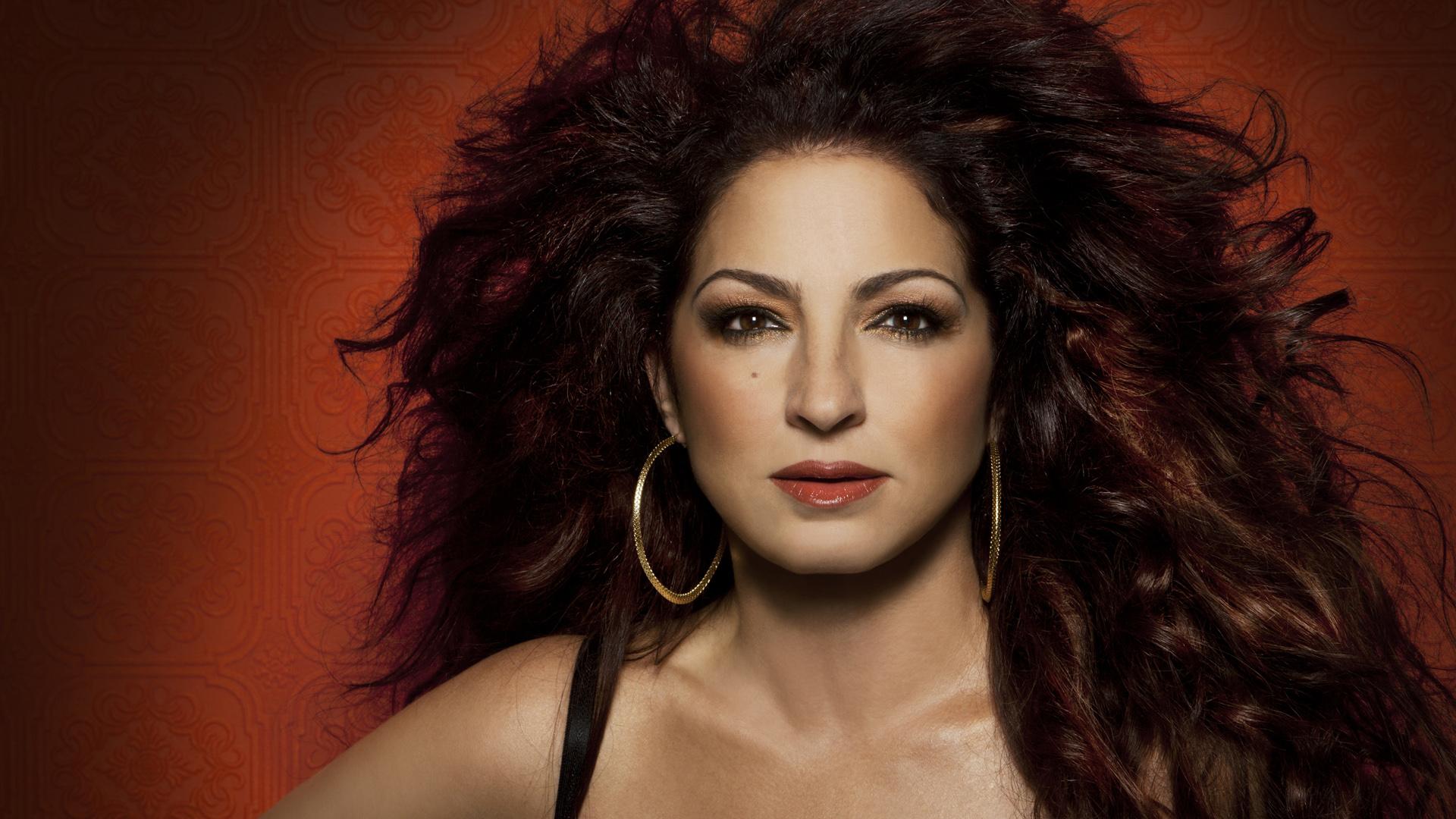 Gloria Estefan Wallpapers