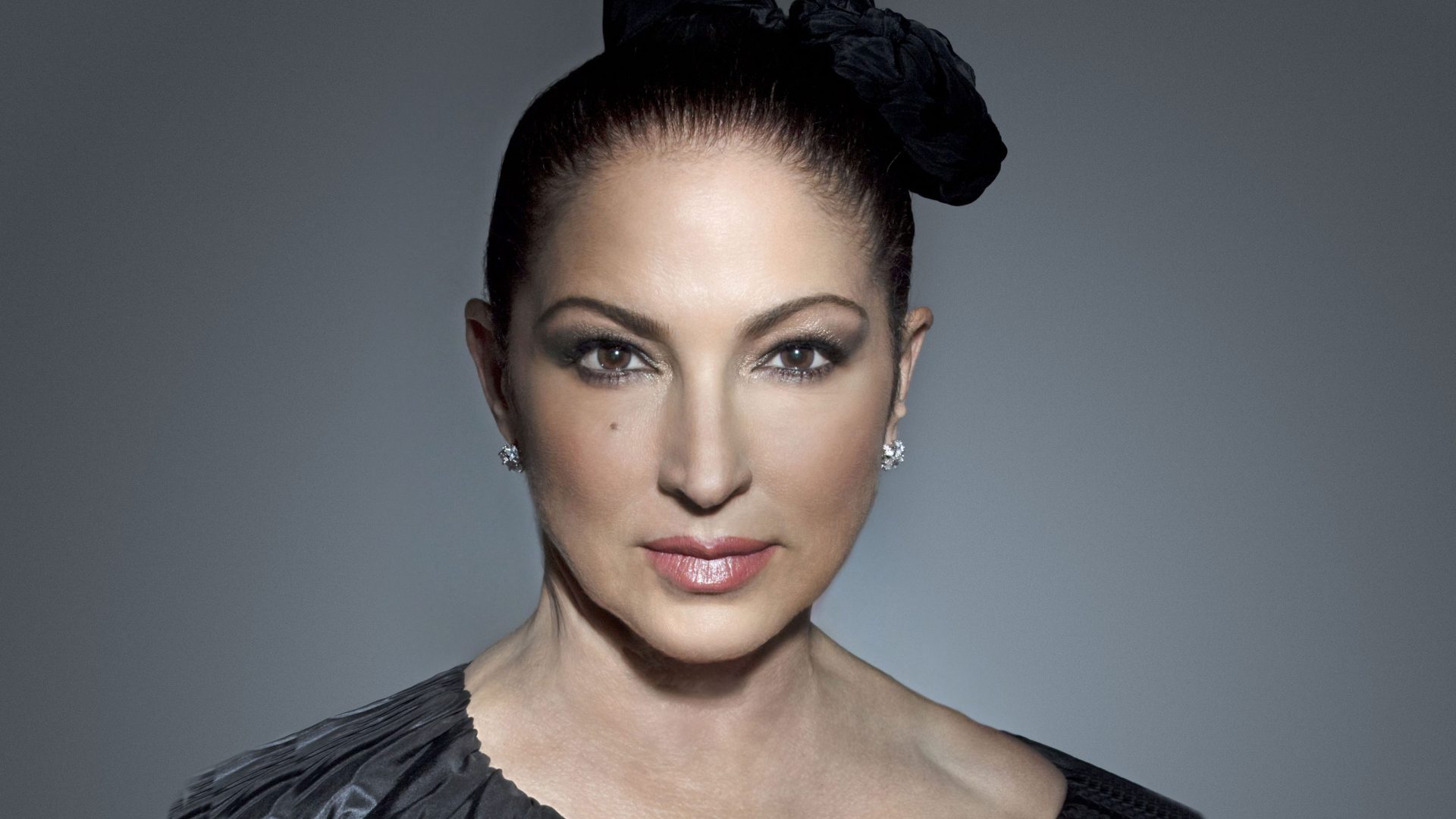 Gloria Estefan Wallpapers