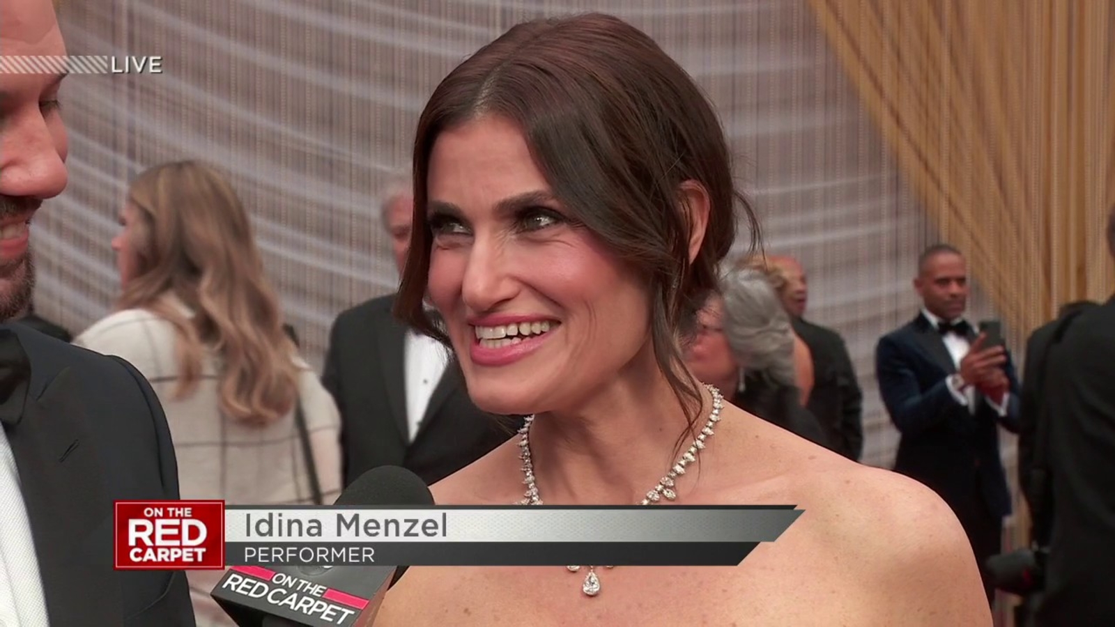 Idina Menzel Wallpapers