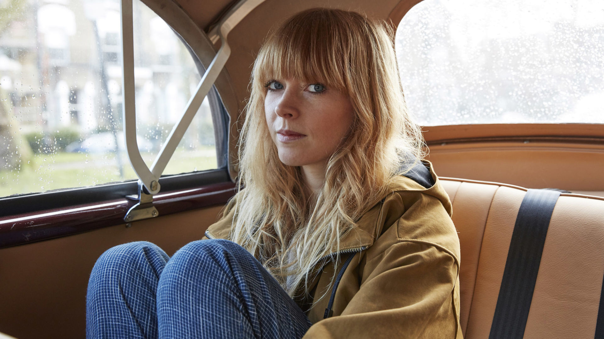 Lucy Rose Wallpapers