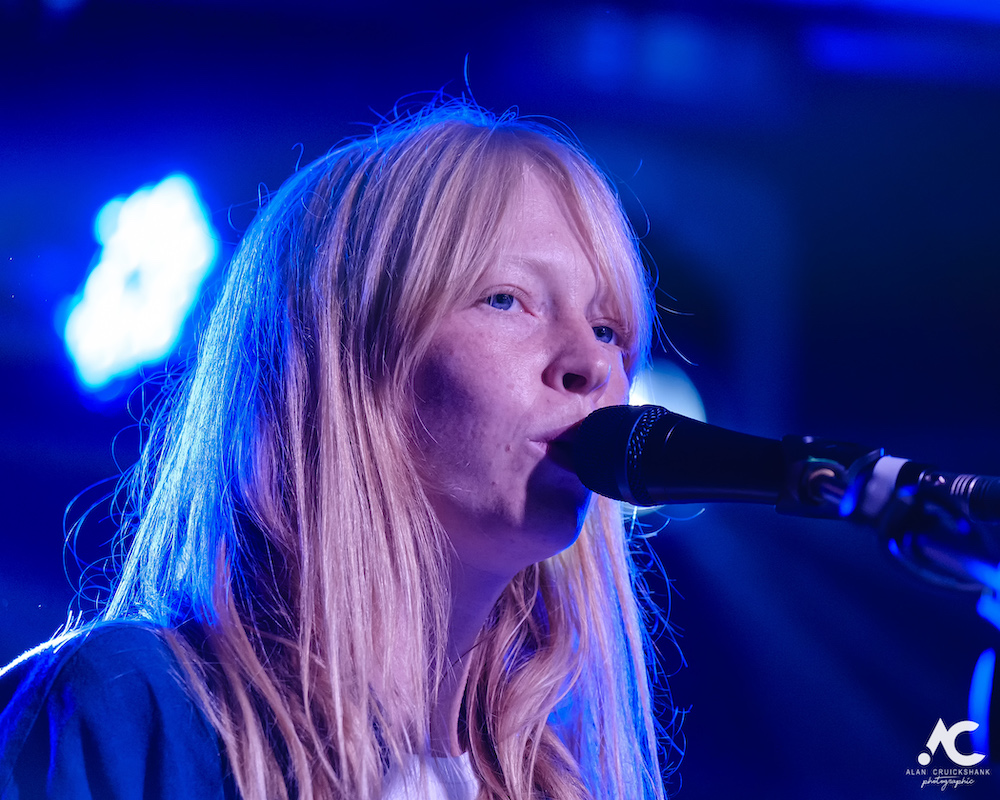 Lucy Rose Wallpapers