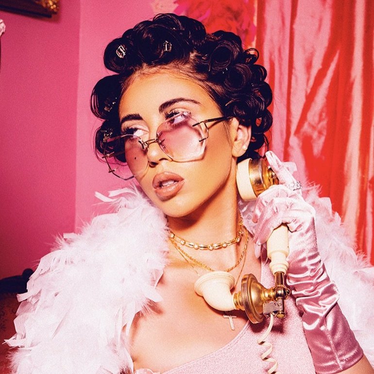 Kali Uchis Wallpapers