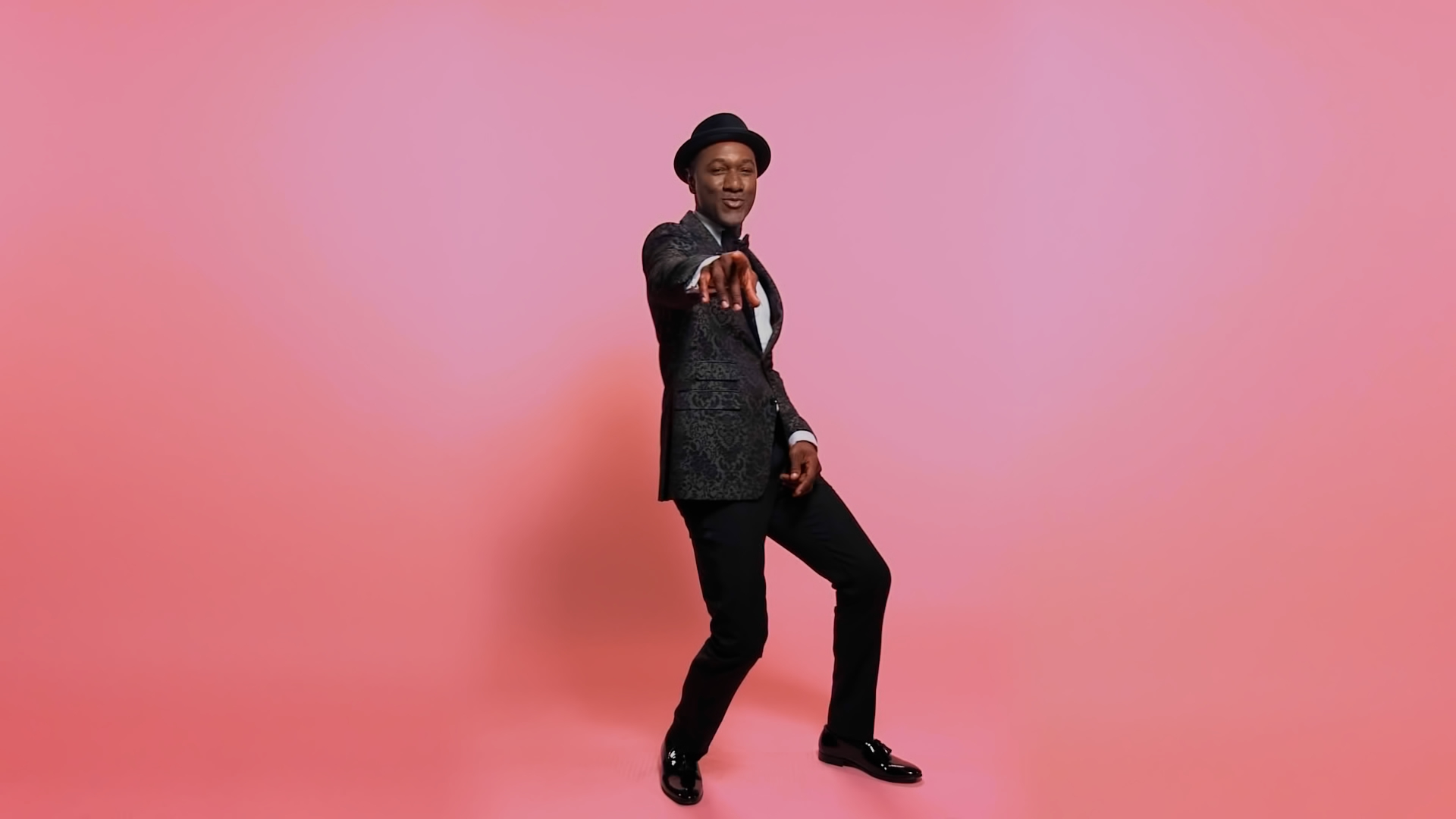 Aloe Blacc Wallpapers