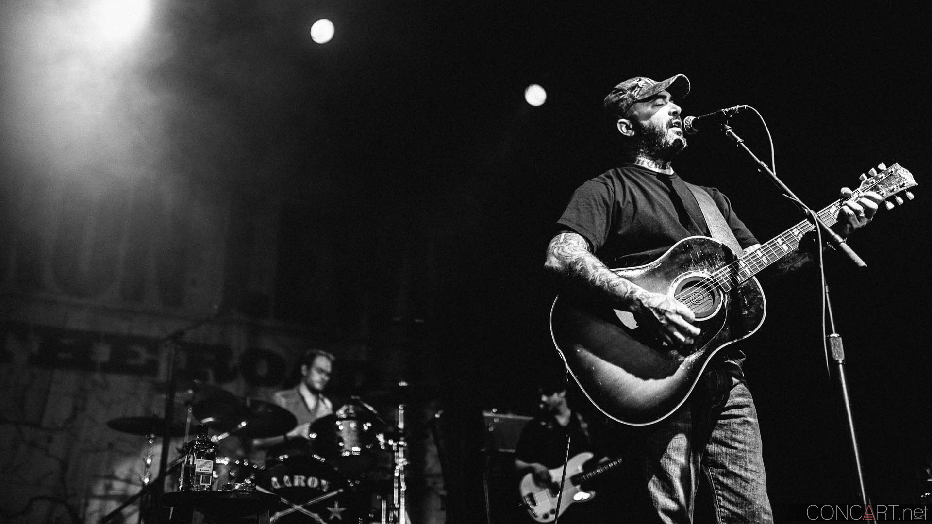 Aaron Lewis Wallpapers