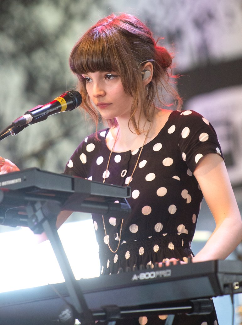 Lauren Mayberry Wallpapers