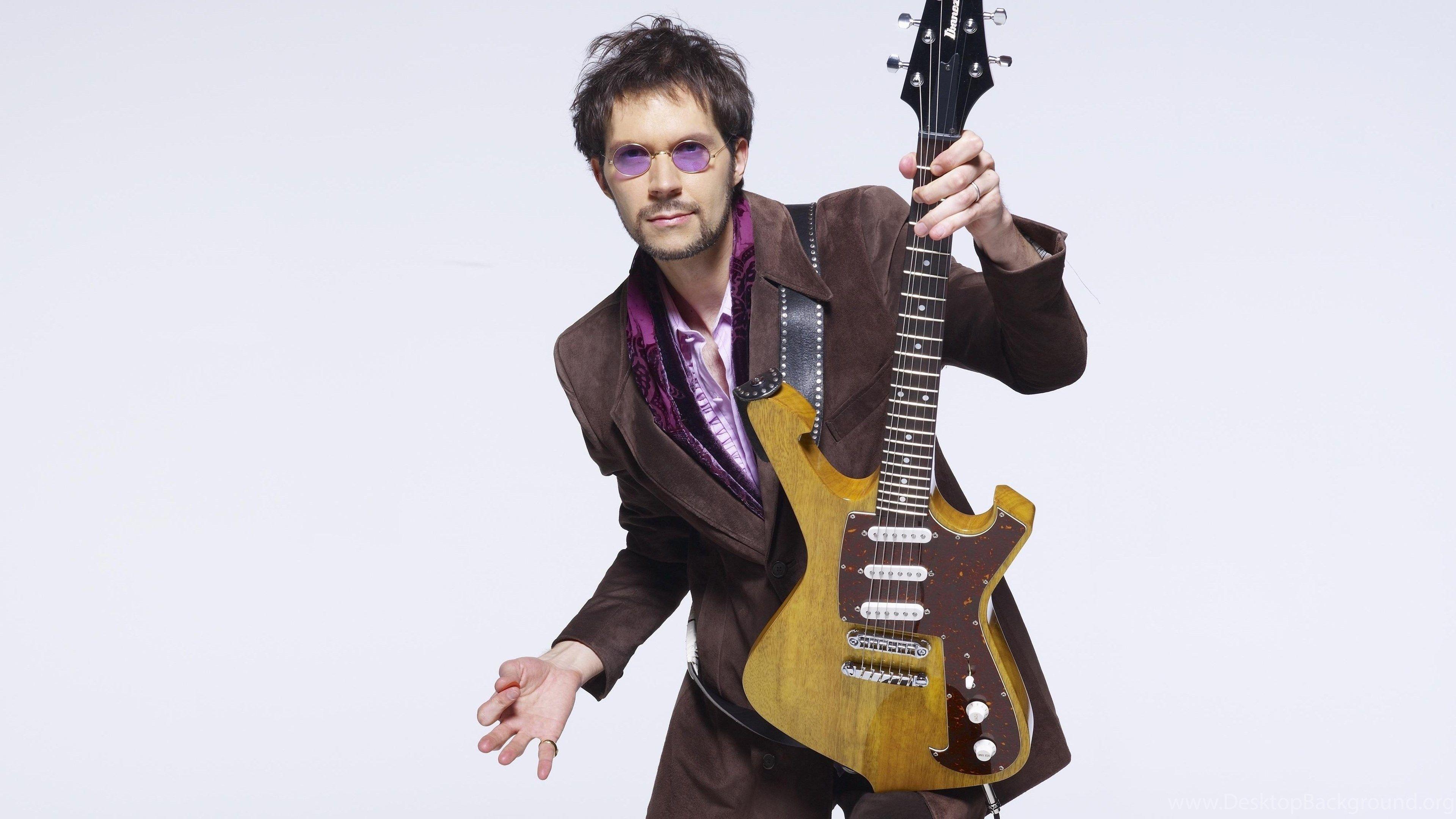 Paul Gilbert Wallpapers