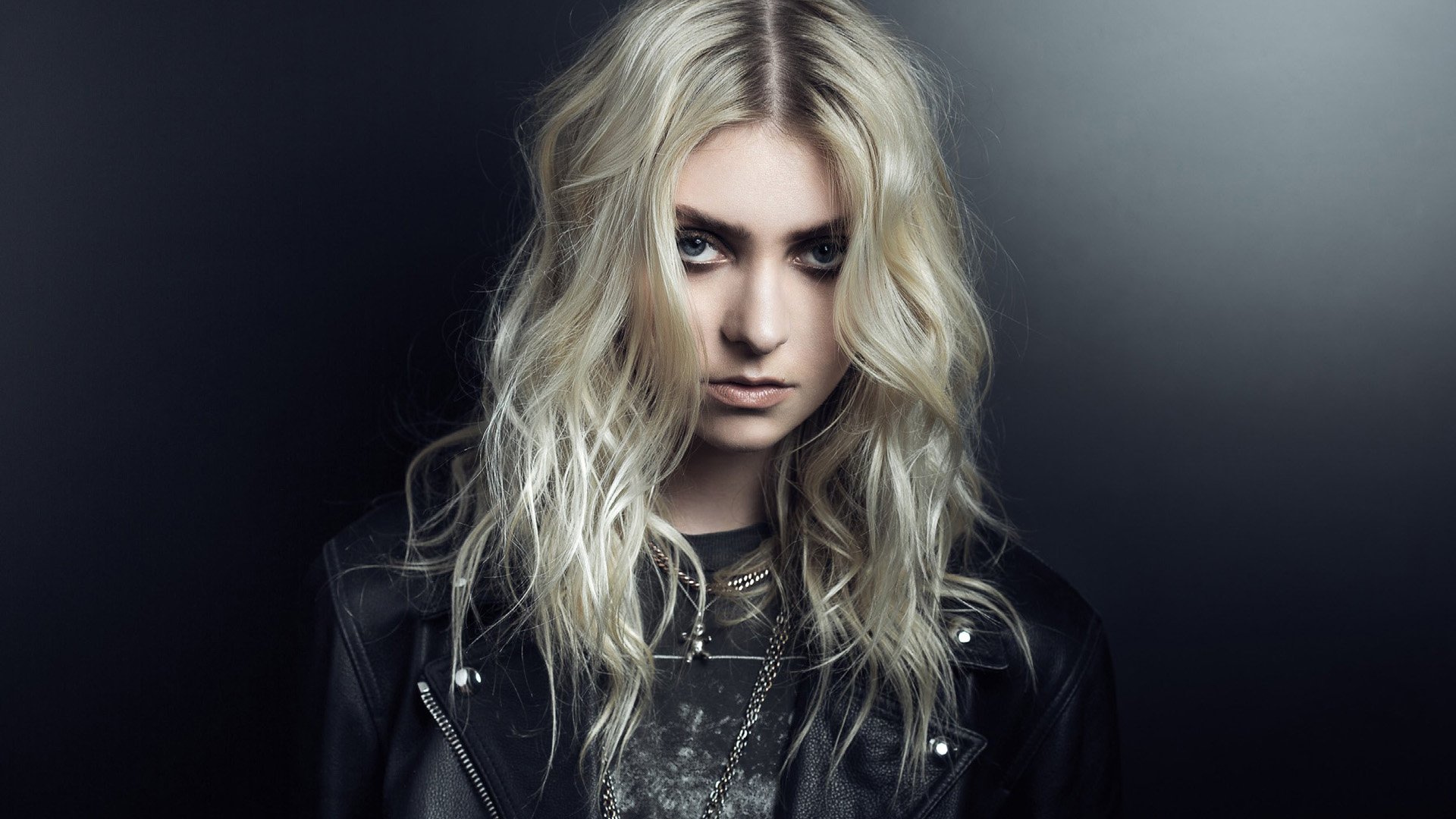 The Pretty Reckless Wallpapers