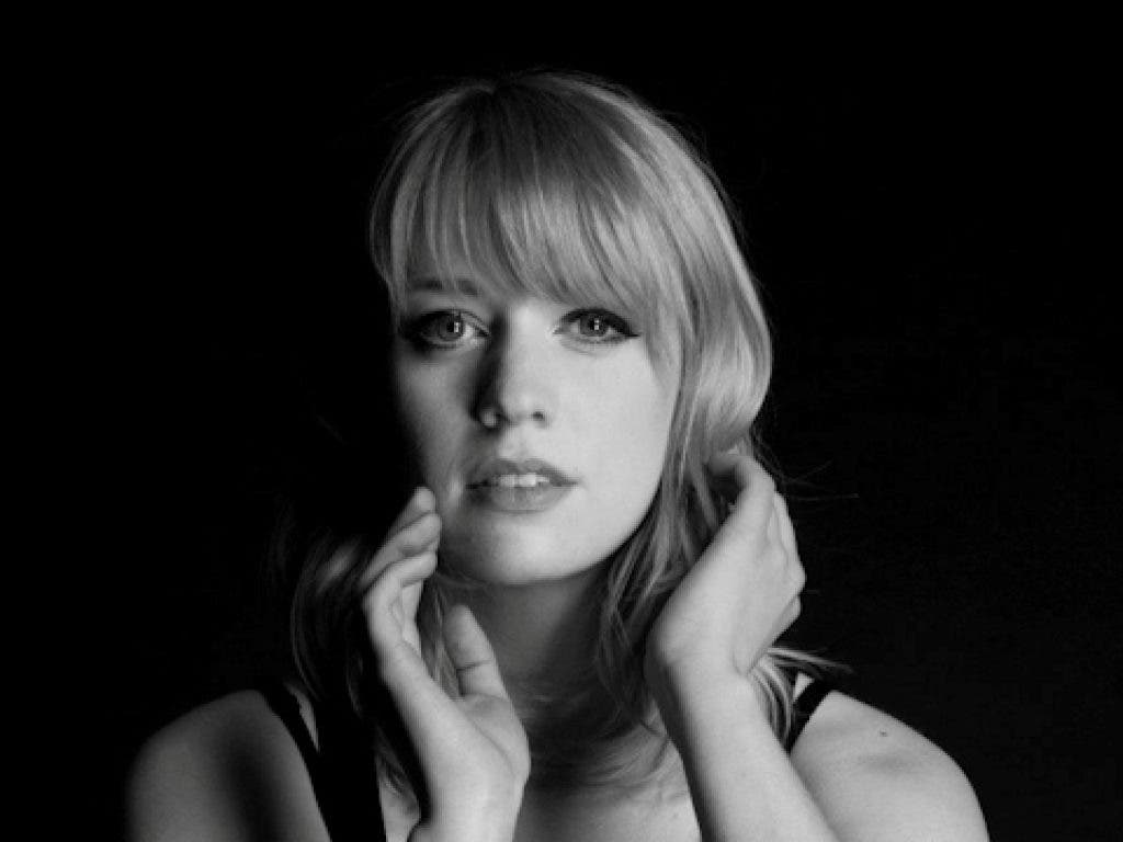 Alexz Johnson Wallpapers