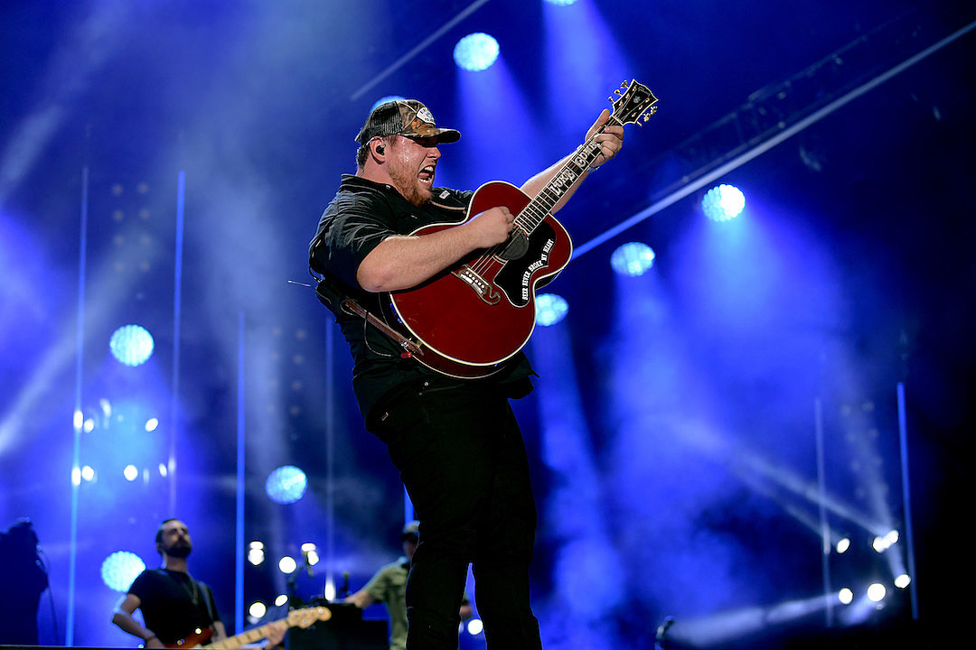 Luke Combs Wallpapers