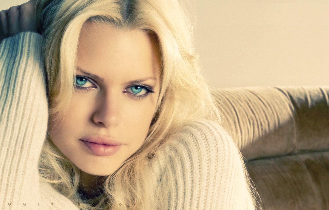 Sophie Monk Wallpapers
