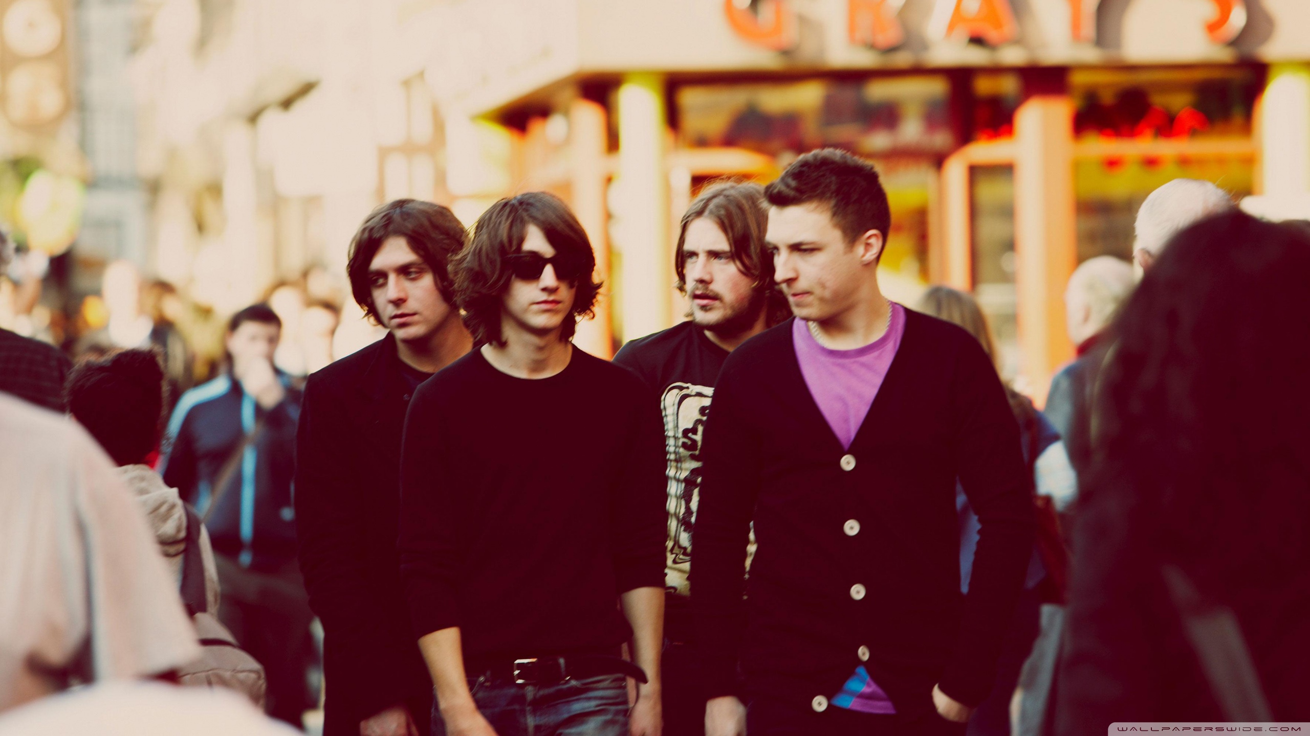 Arctic Monkeys Wallpapers