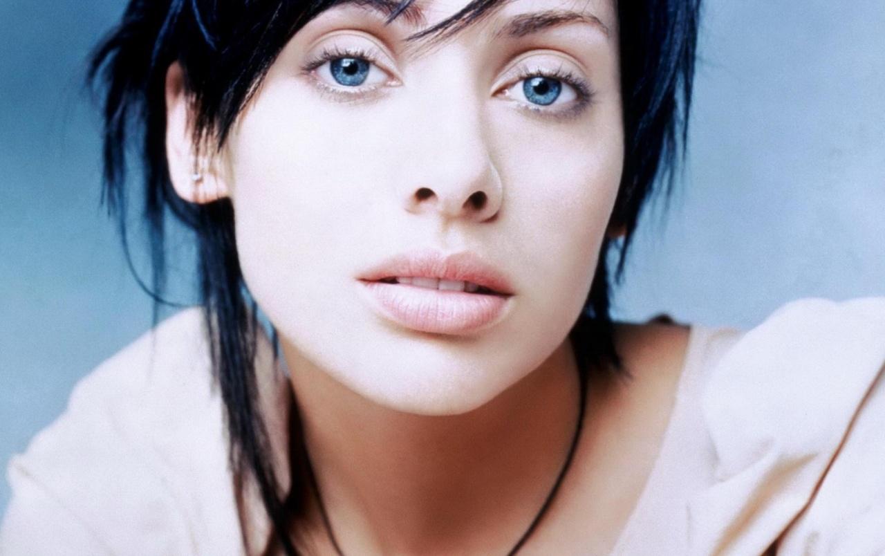 Natalie Imbruglia Wallpapers