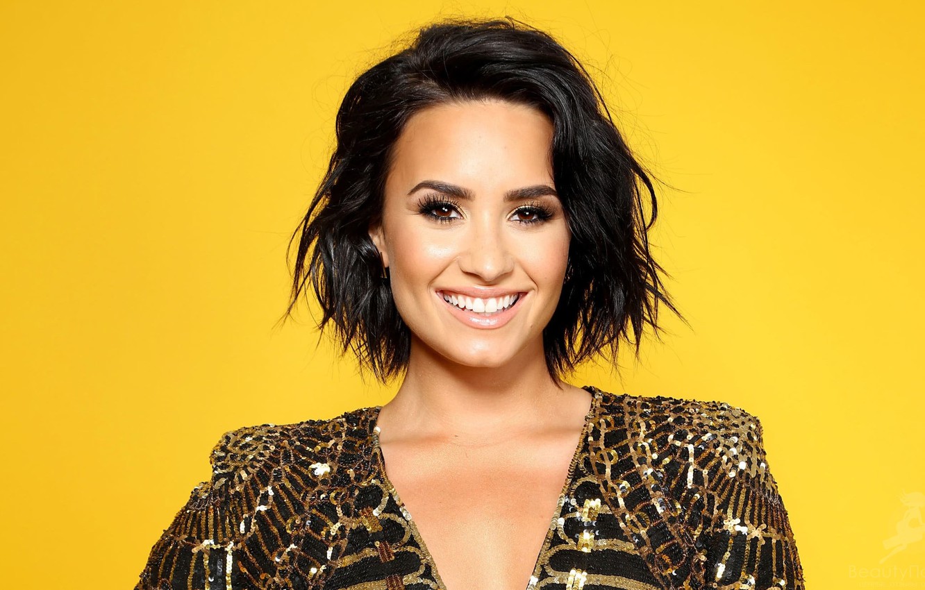 Demi Lovato Wallpapers