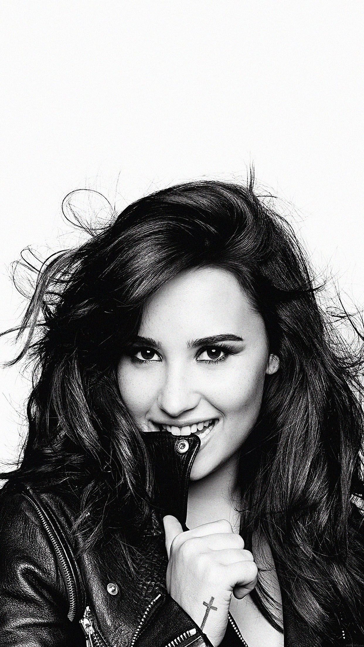 Demi Lovato Wallpapers