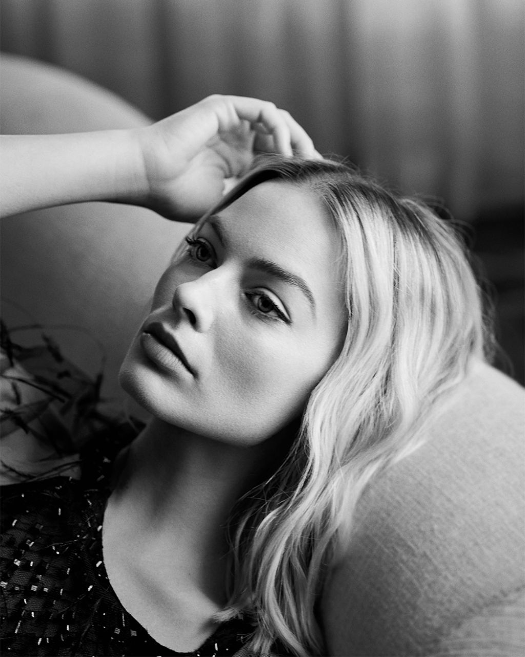 Margot Robbie Photoshot Wallpapers