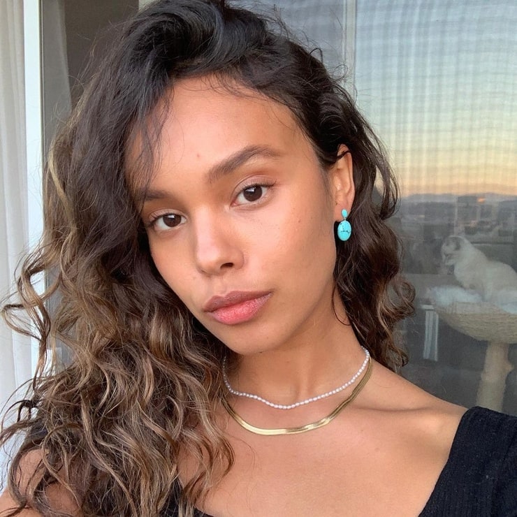 2020 Alisha Boe Wallpapers