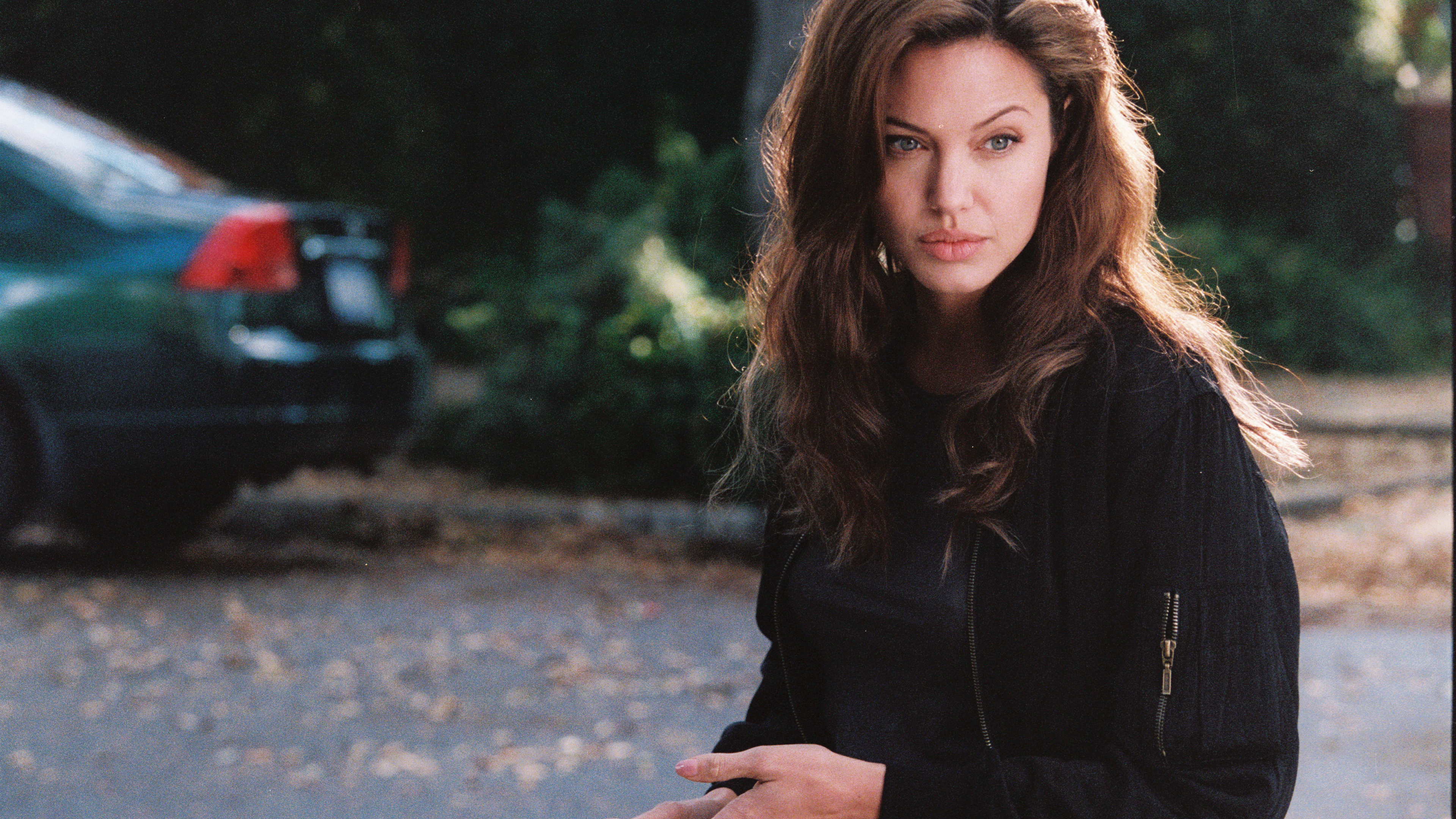 4K Angelina Jolie Wallpapers