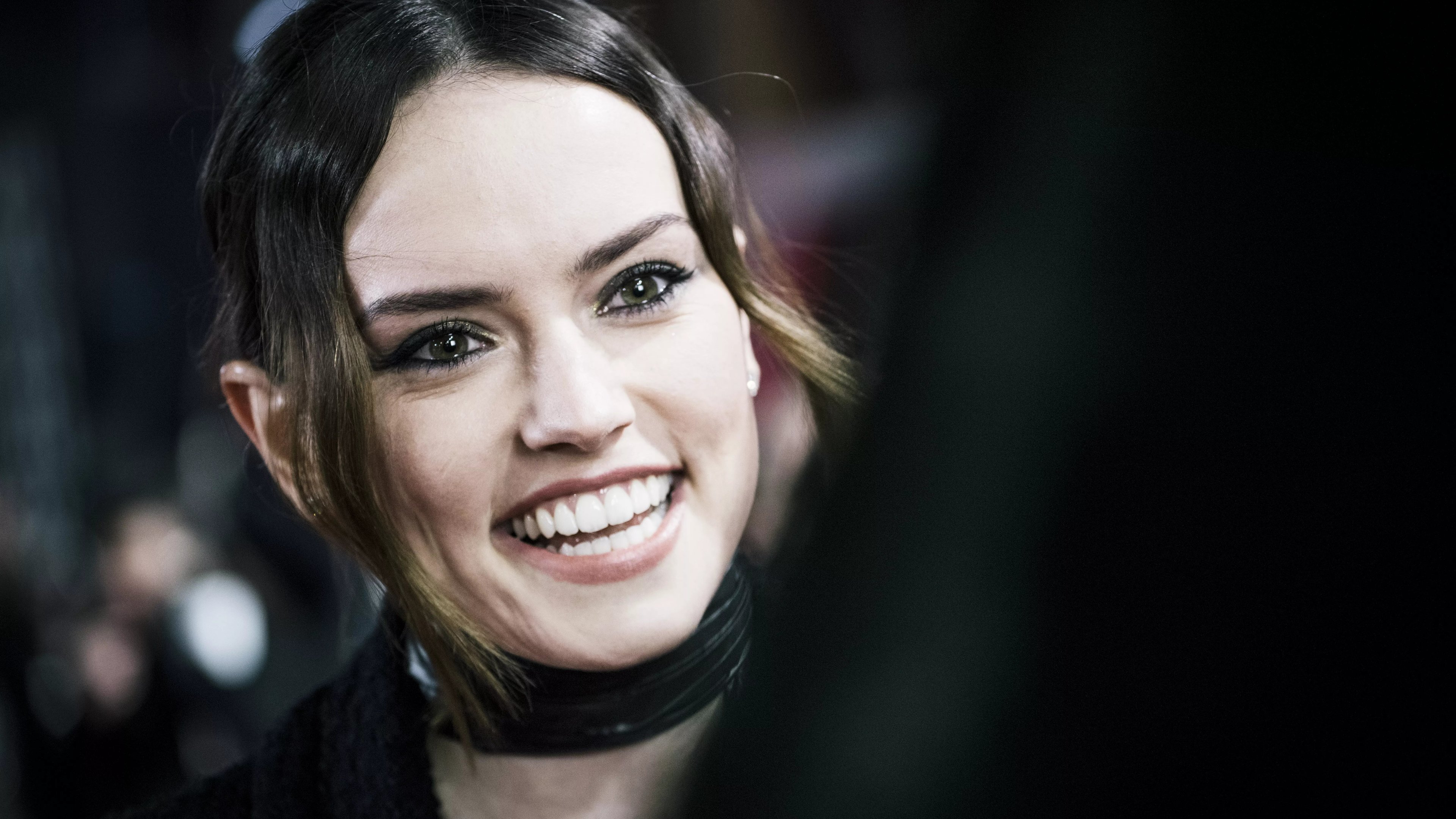 4K Daisy Ridley Wallpapers