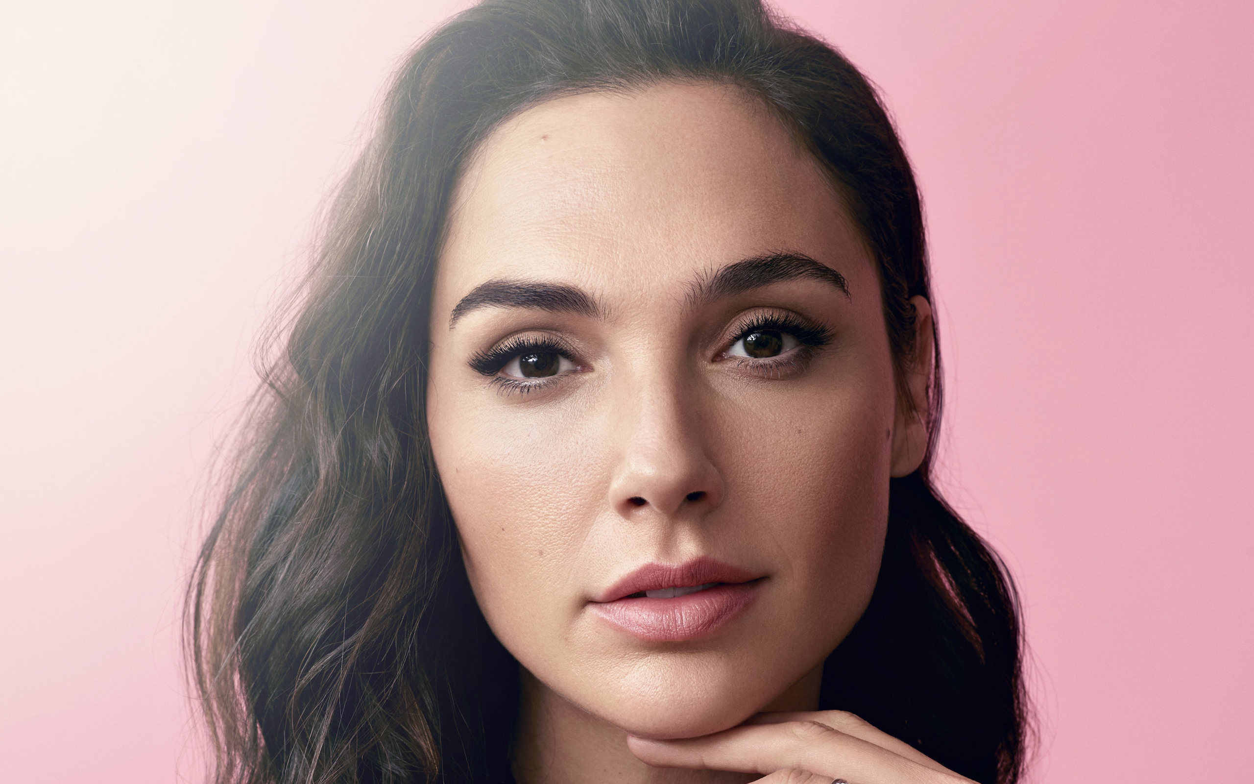 4K Gal Gadot Face Wallpapers