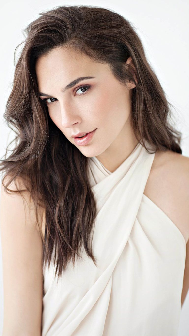 4K Gal Gadot Face Wallpapers