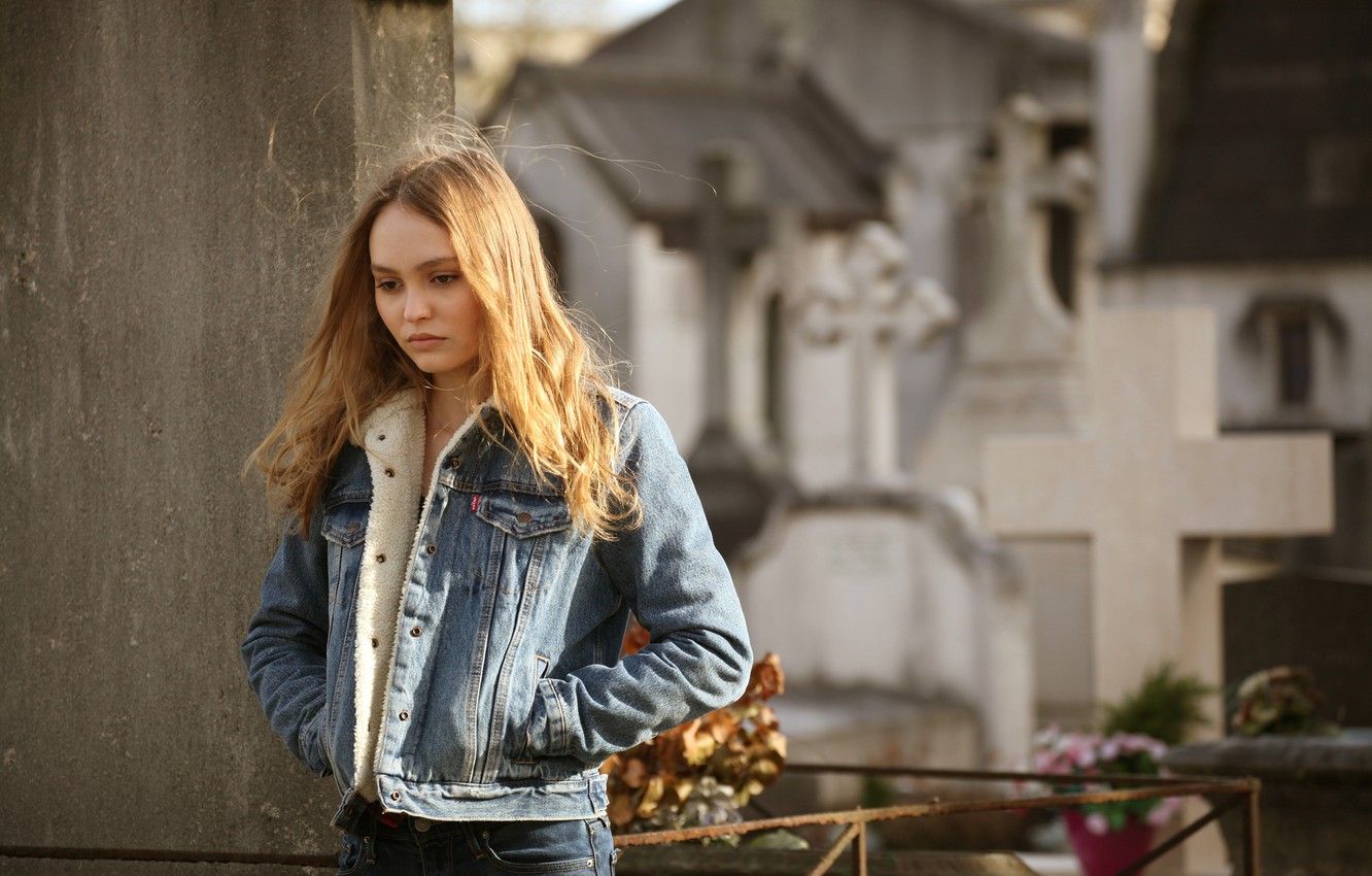 5K Lilly Rose Depp Wallpapers