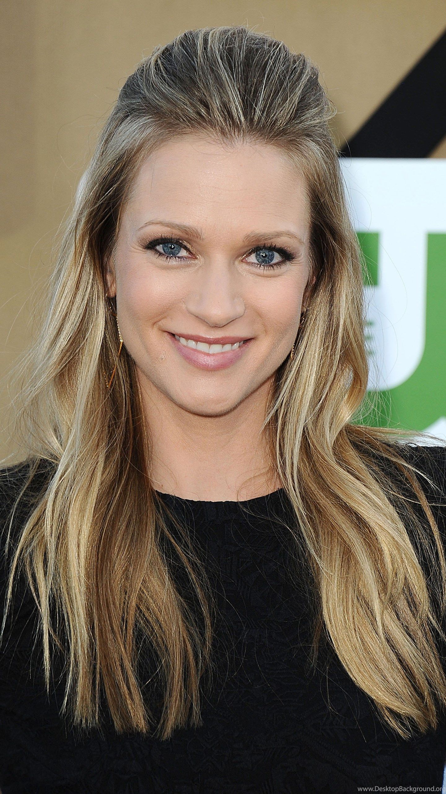 A.J. Cook Wallpapers