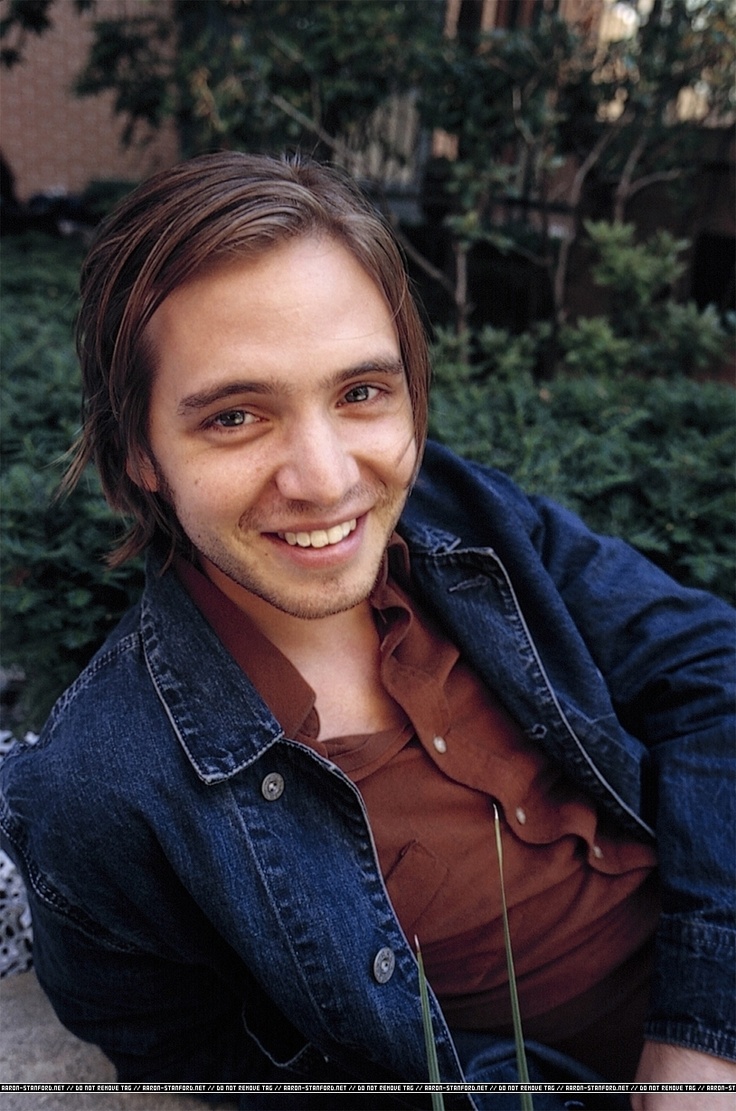 Aaron Stanford Wallpapers