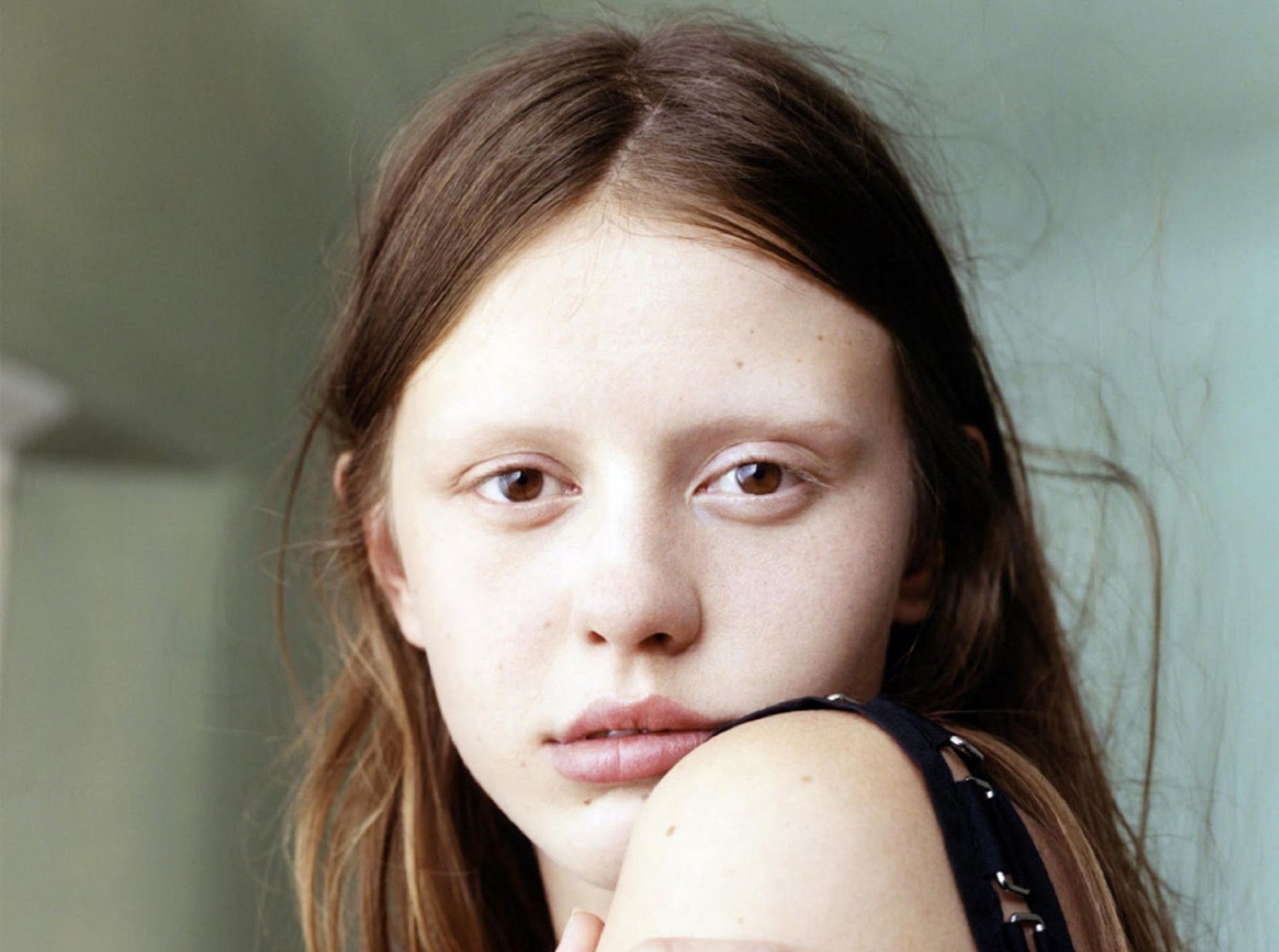 Actress Mia Goth 2020 Wallpapers