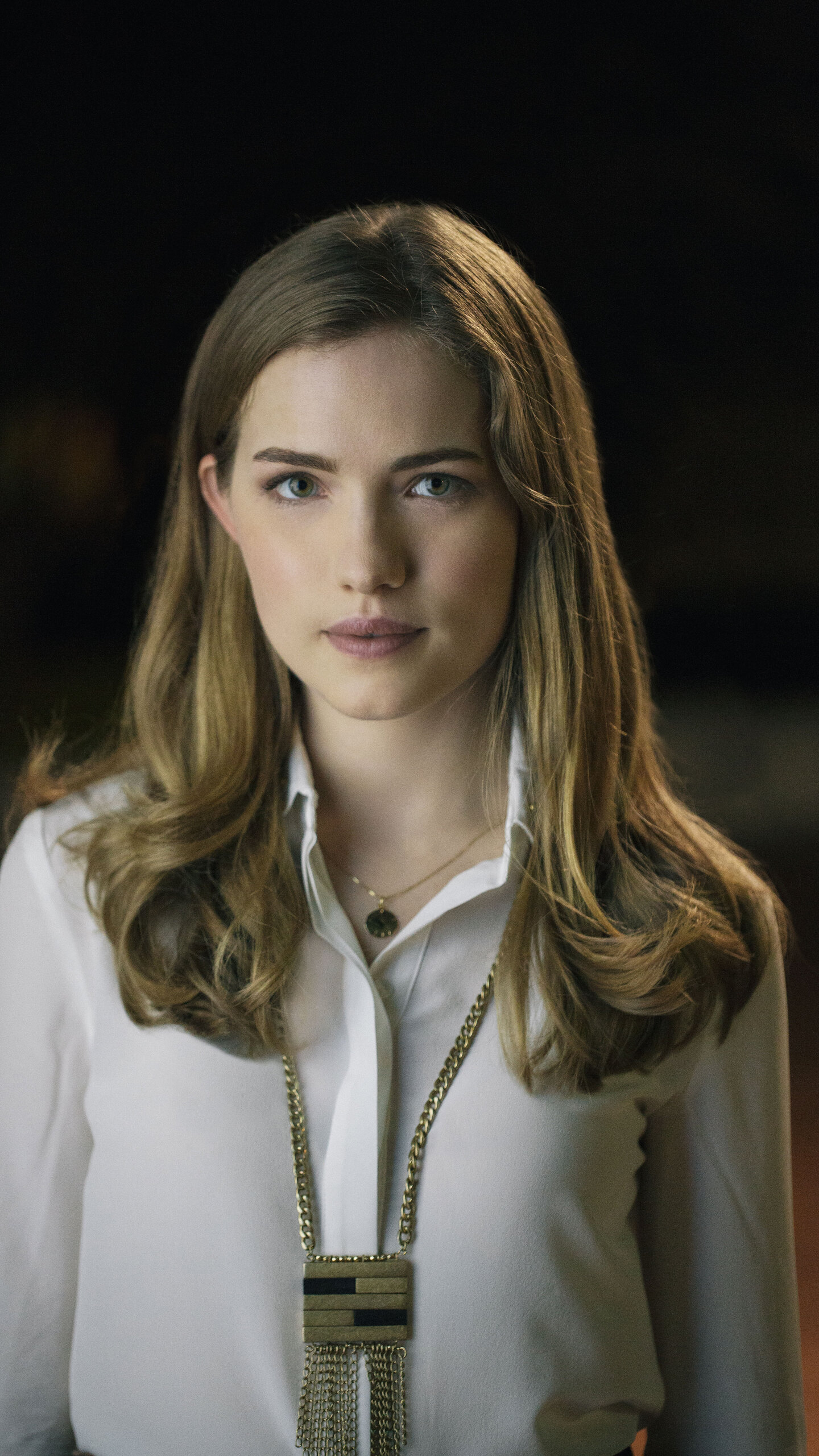 Actress Willa Fitzgerald 2019 Wallpapers